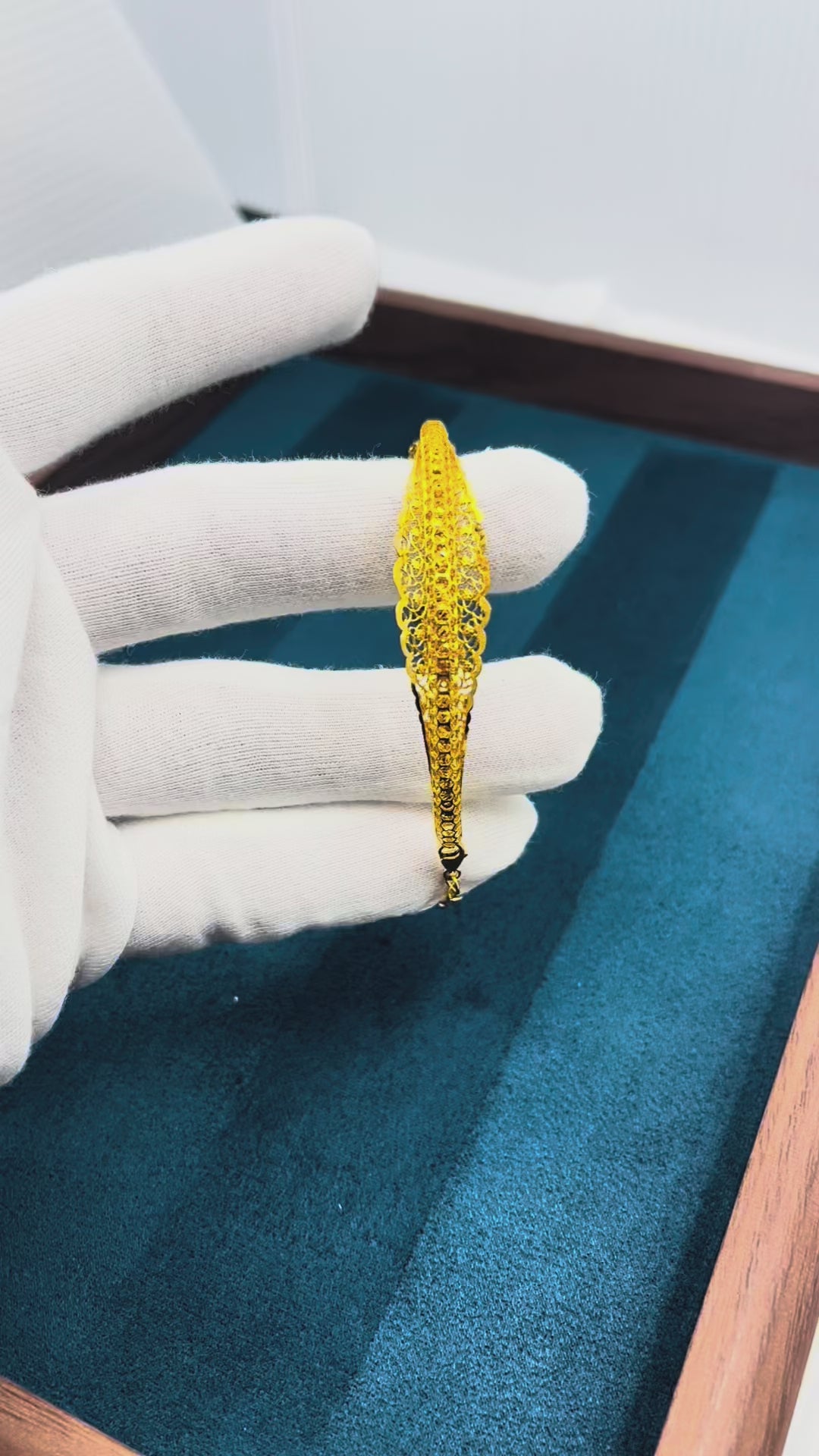 22k Gold bracelet 13.20 g