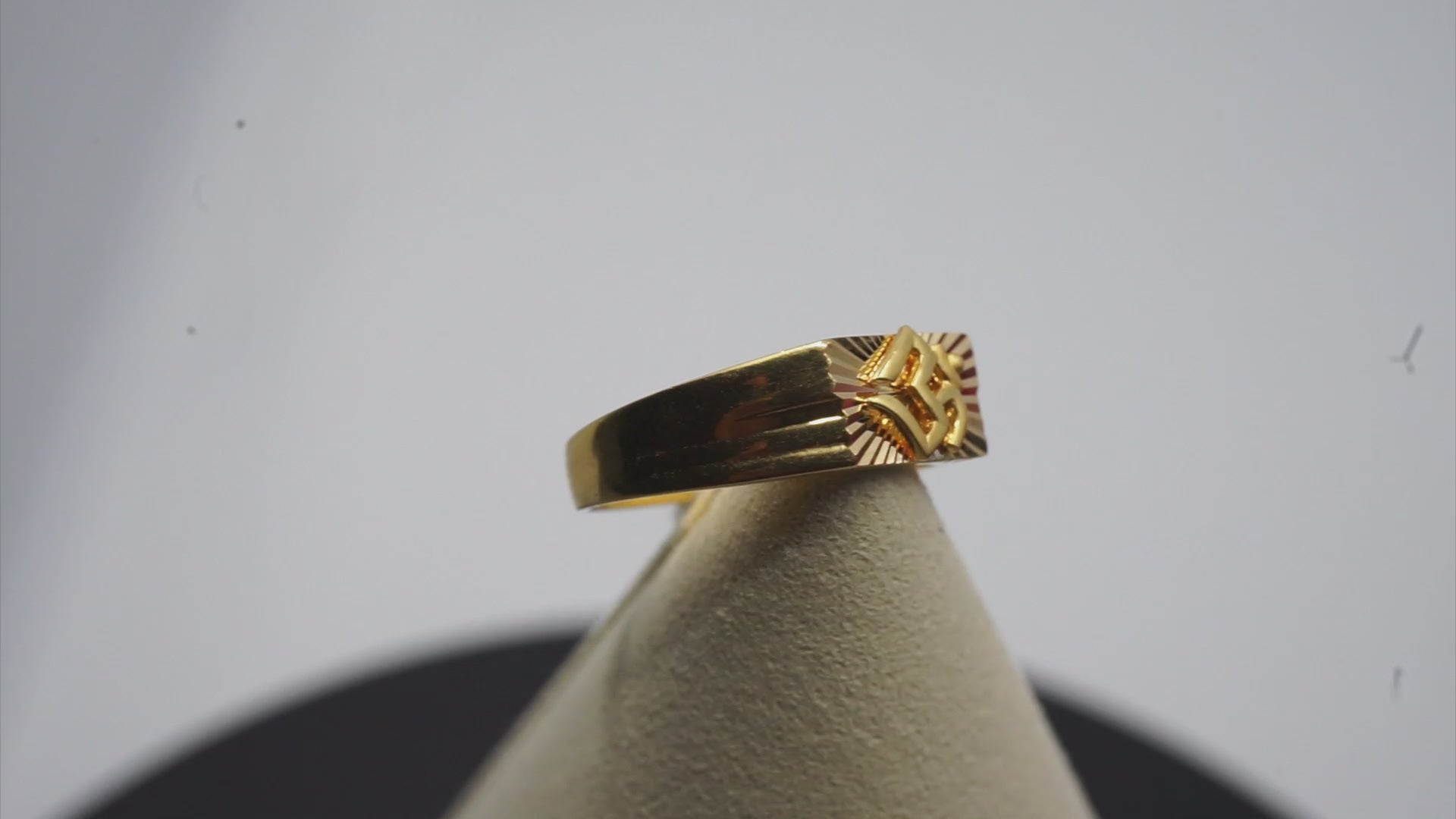 22k Gold Ring 5.16 g
