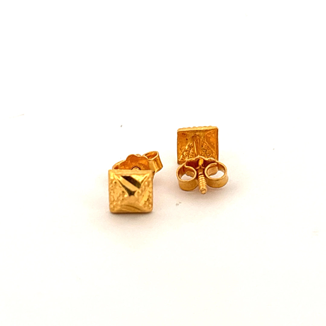 Studs wt 1.40