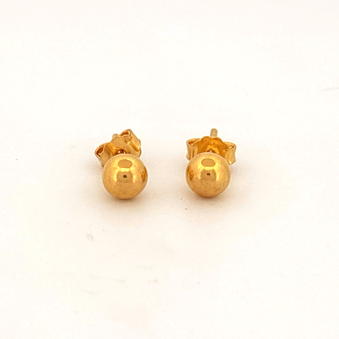 Studs wt 1.96