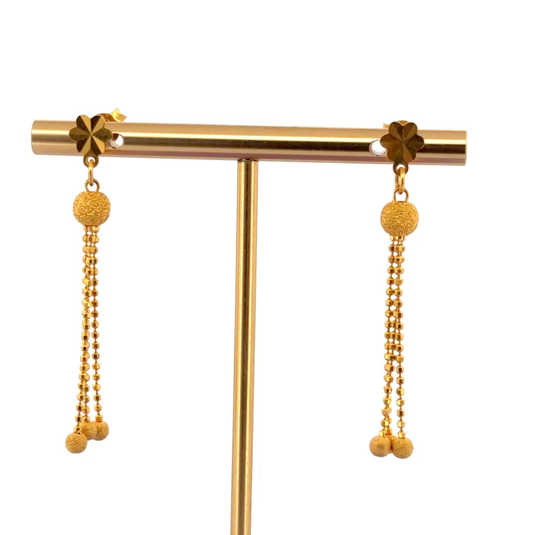 Dangling wt 3.85