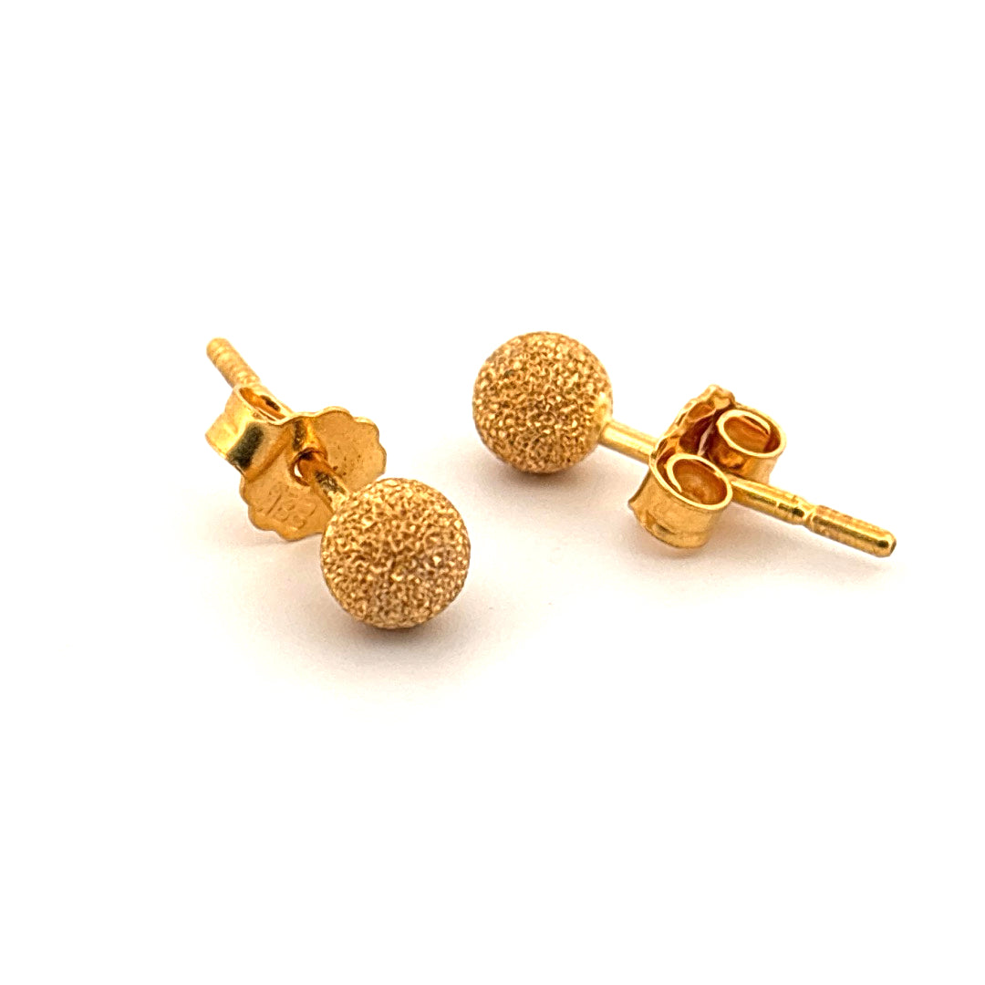 Studs wt 1.64