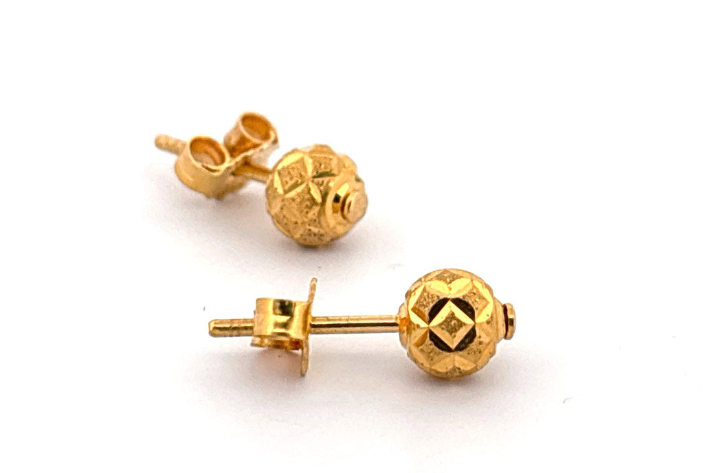 22K Gold Textured Ball Stud Earrings wt 2.22g