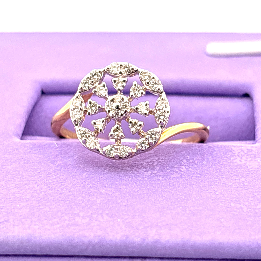 Diamond ring wt 2.02 g