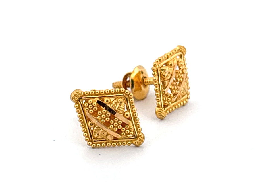 22K Gold Square Stud Earrings wt. 2.05g
