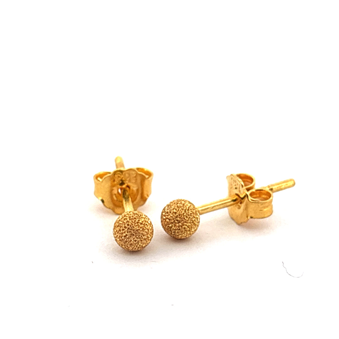 Studs wt 1.48