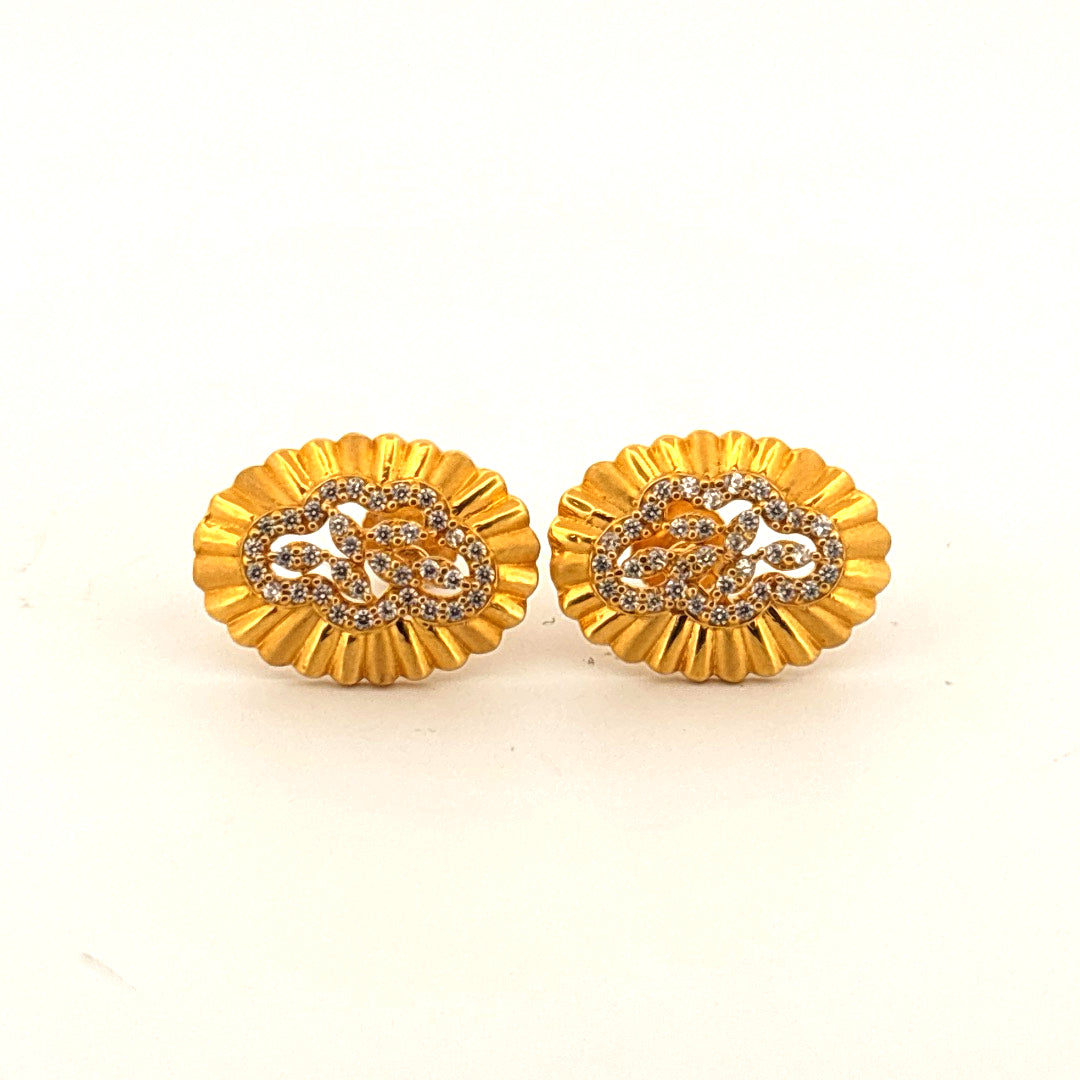 Studs wt. 3.30