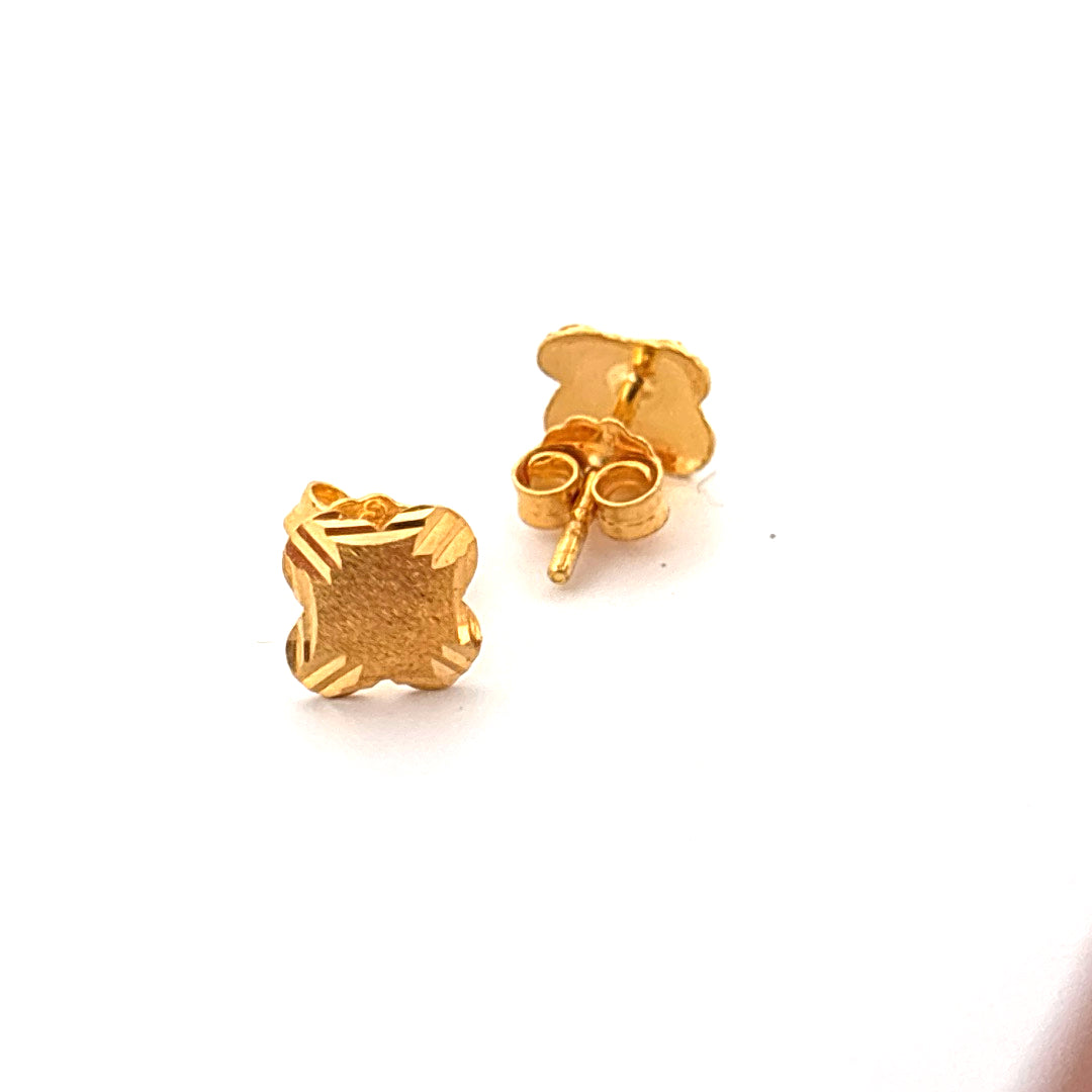 Studs wt 1.71