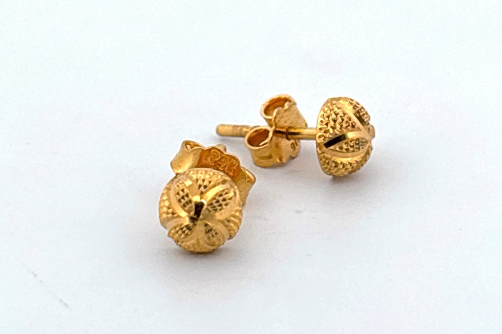 22K Gold Textured Round Stud Earrings wt. 1.64g
