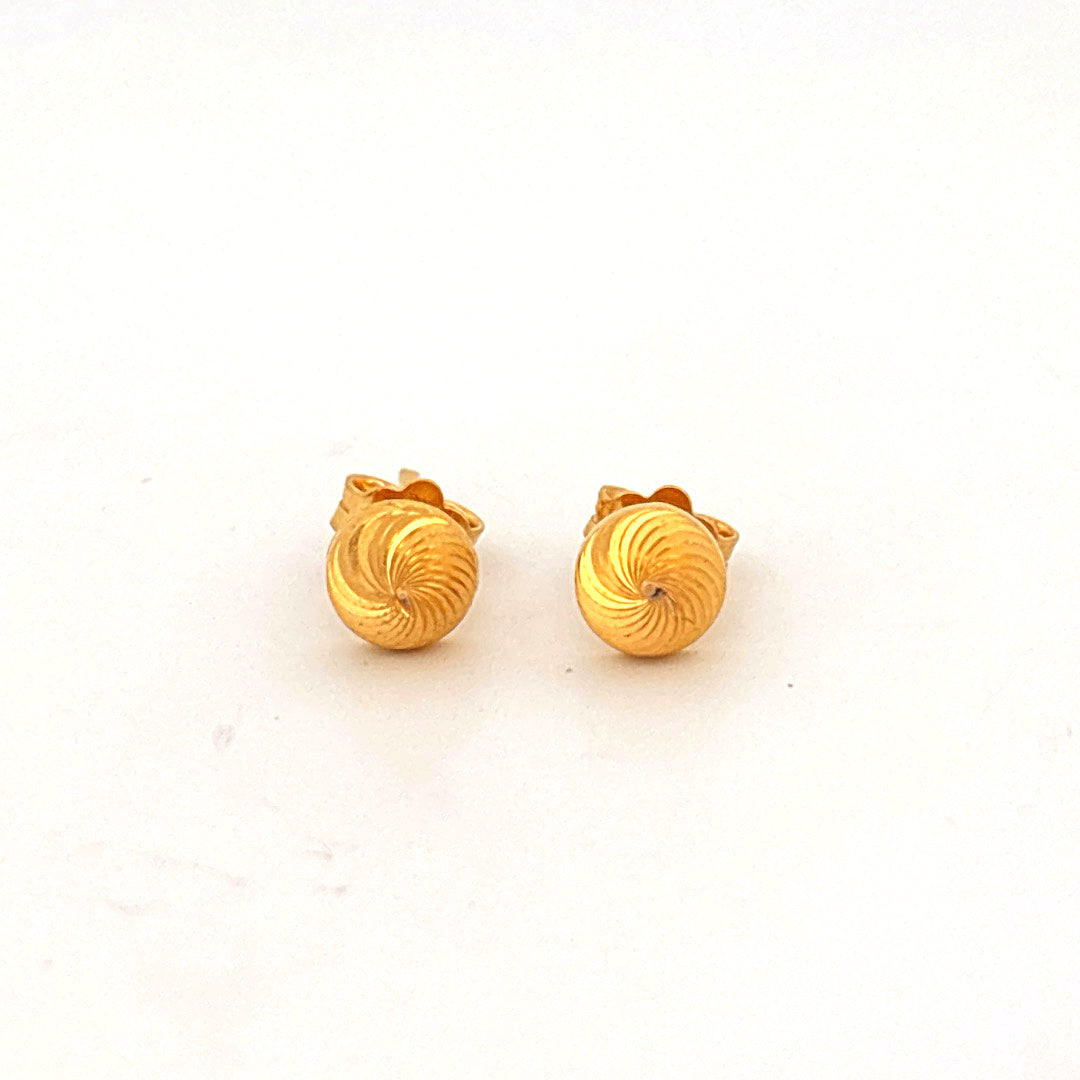 Studs wt 1.33