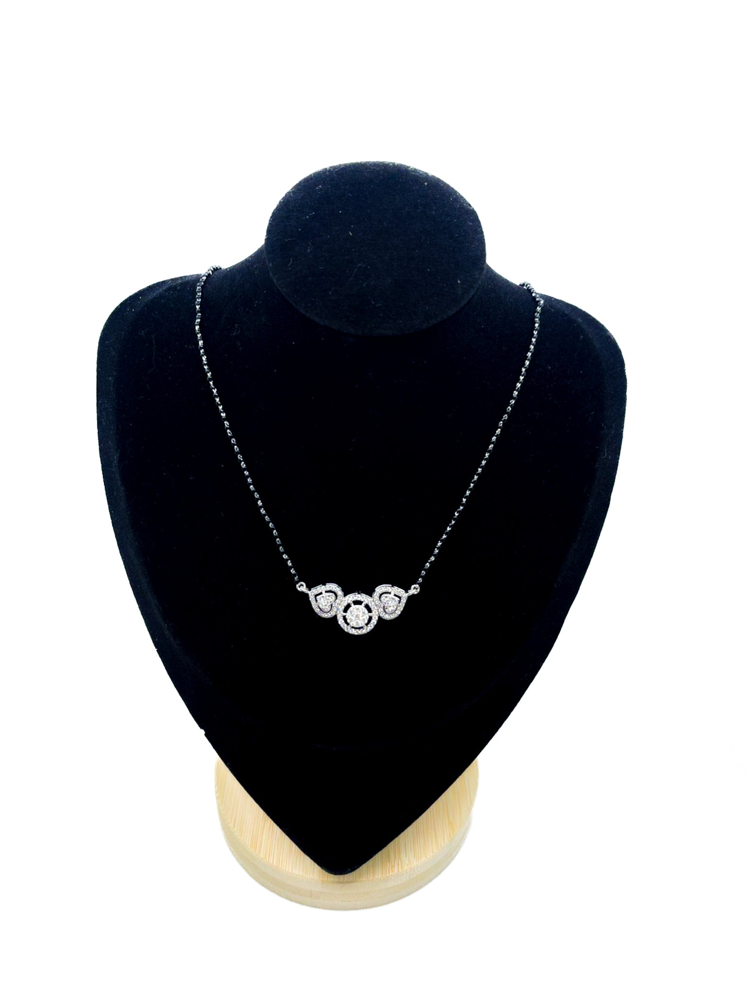 Sanskriti Spark Mangalsutra – 18k Gold, 0.88 Carat Diamond