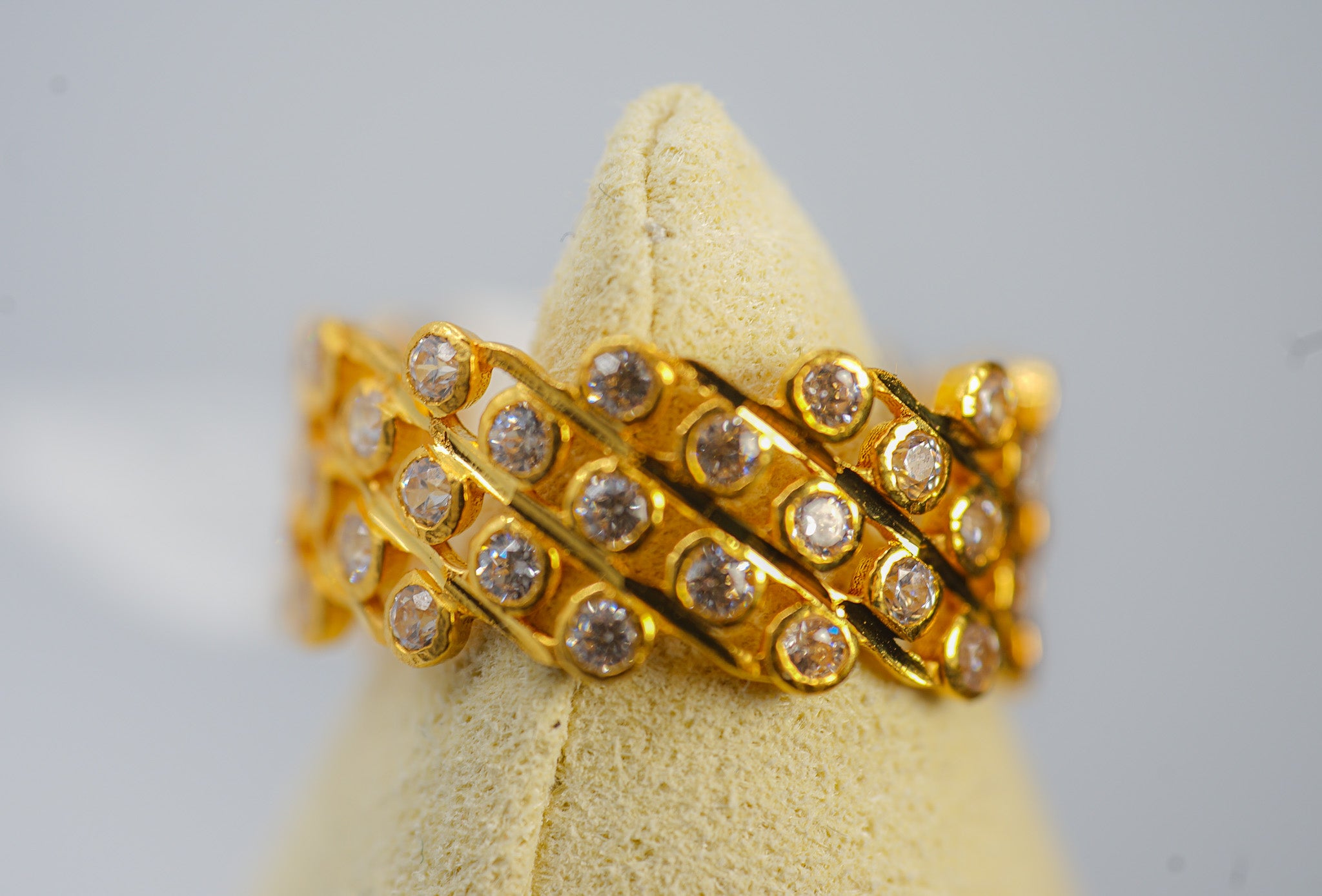 Gold Ring 22k 3.85g