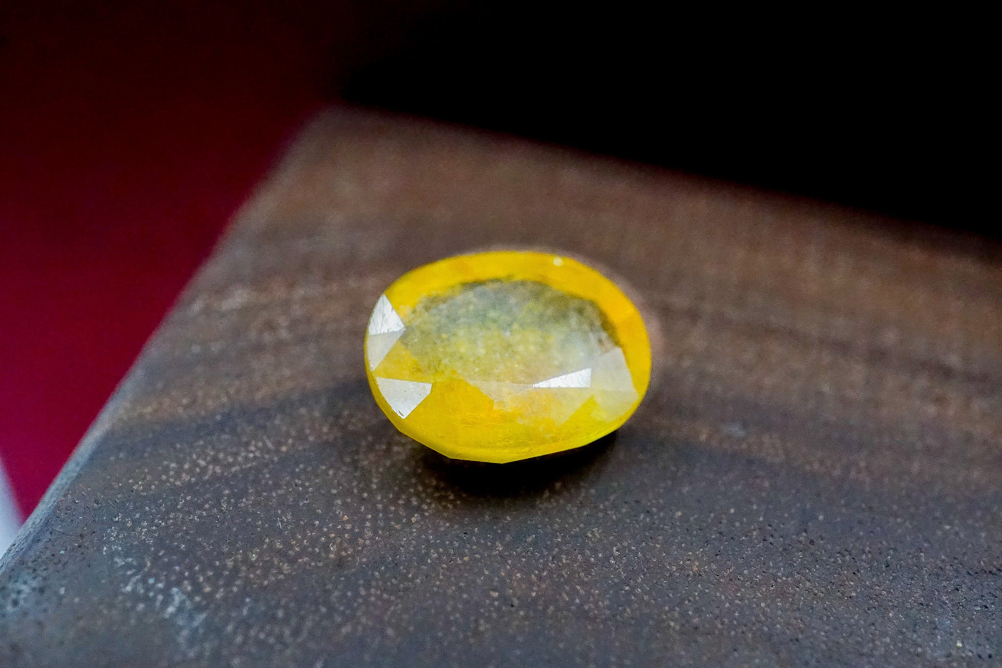 Yellow Sapphire 0.94 g