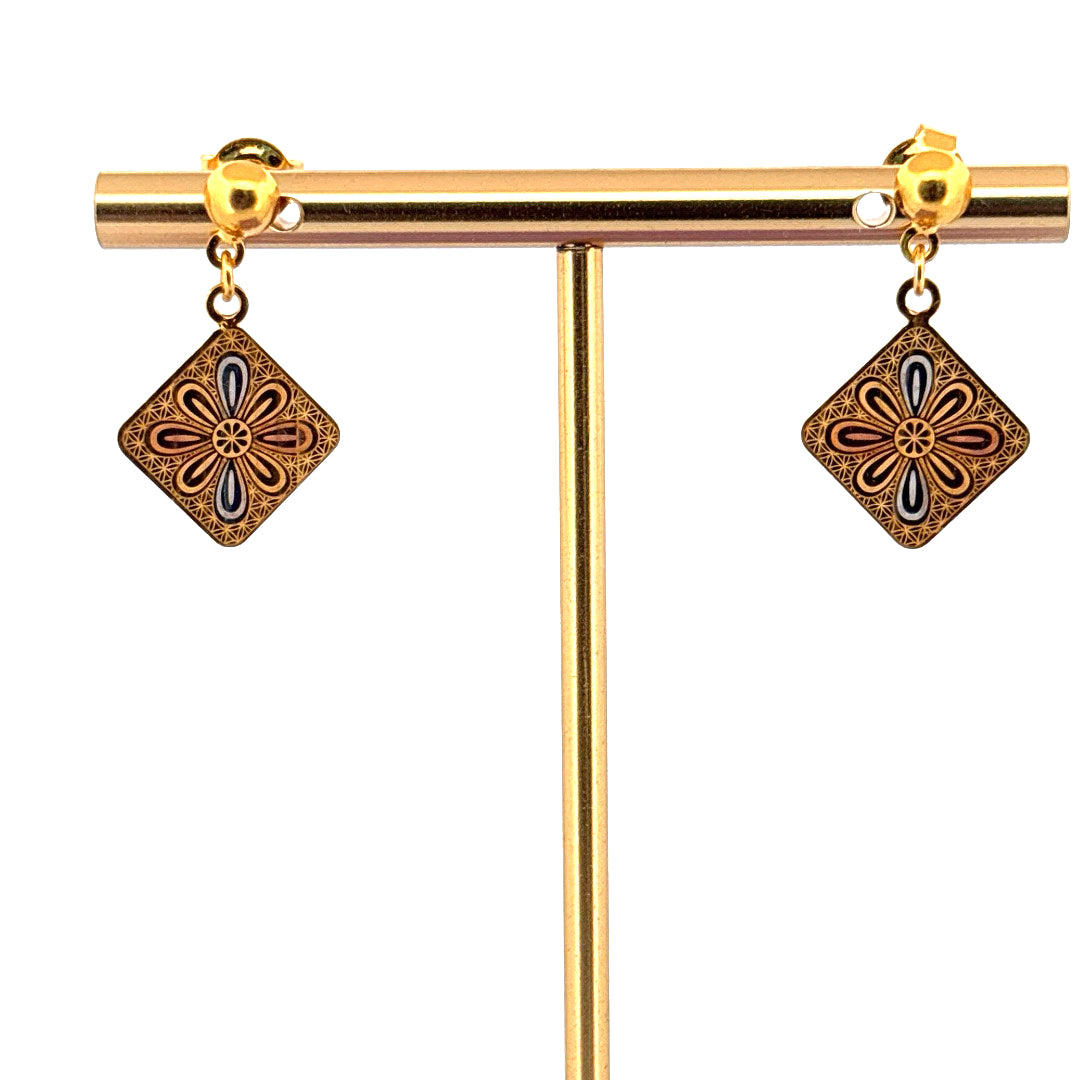 Earrings wt 2.88