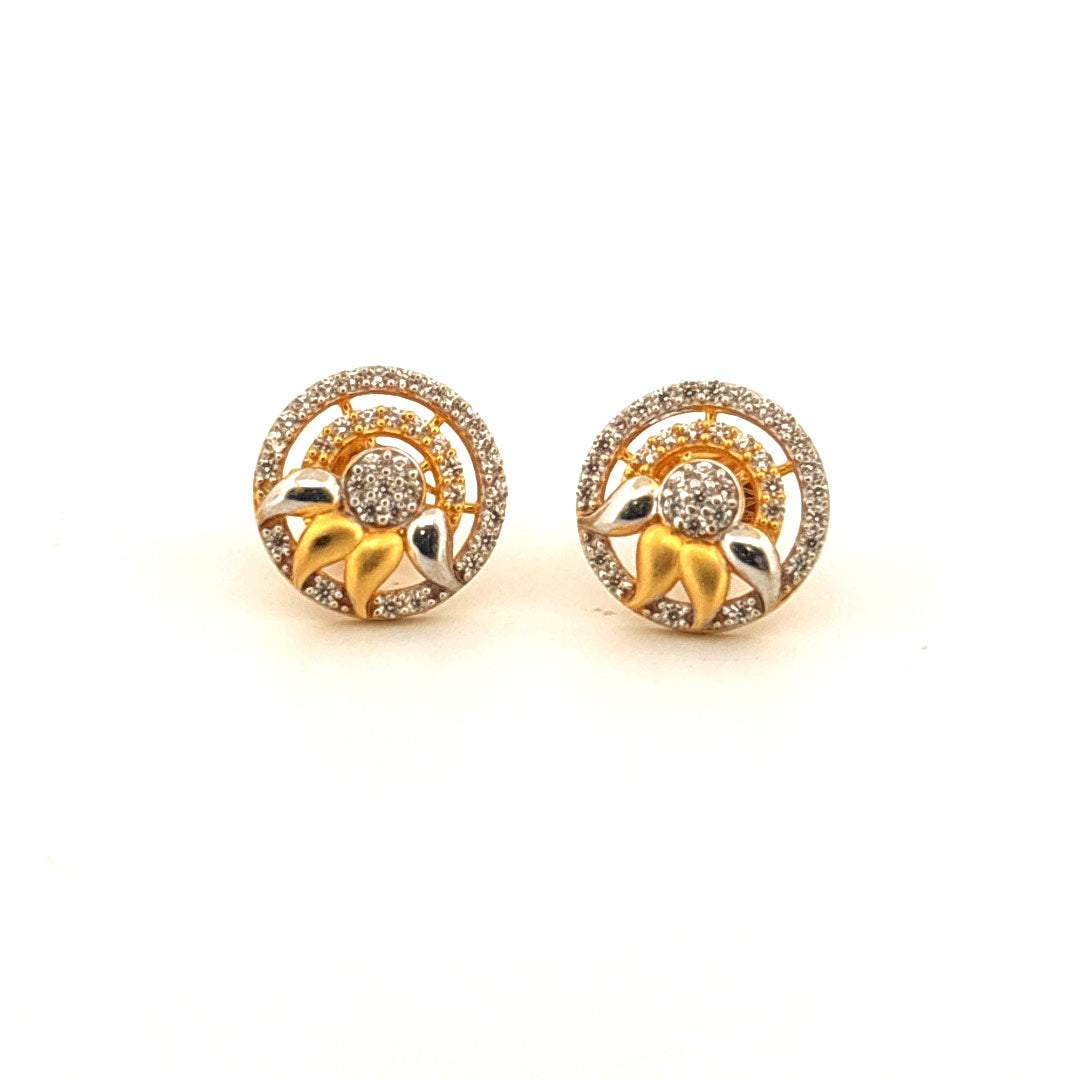 Studs wt. 3.91