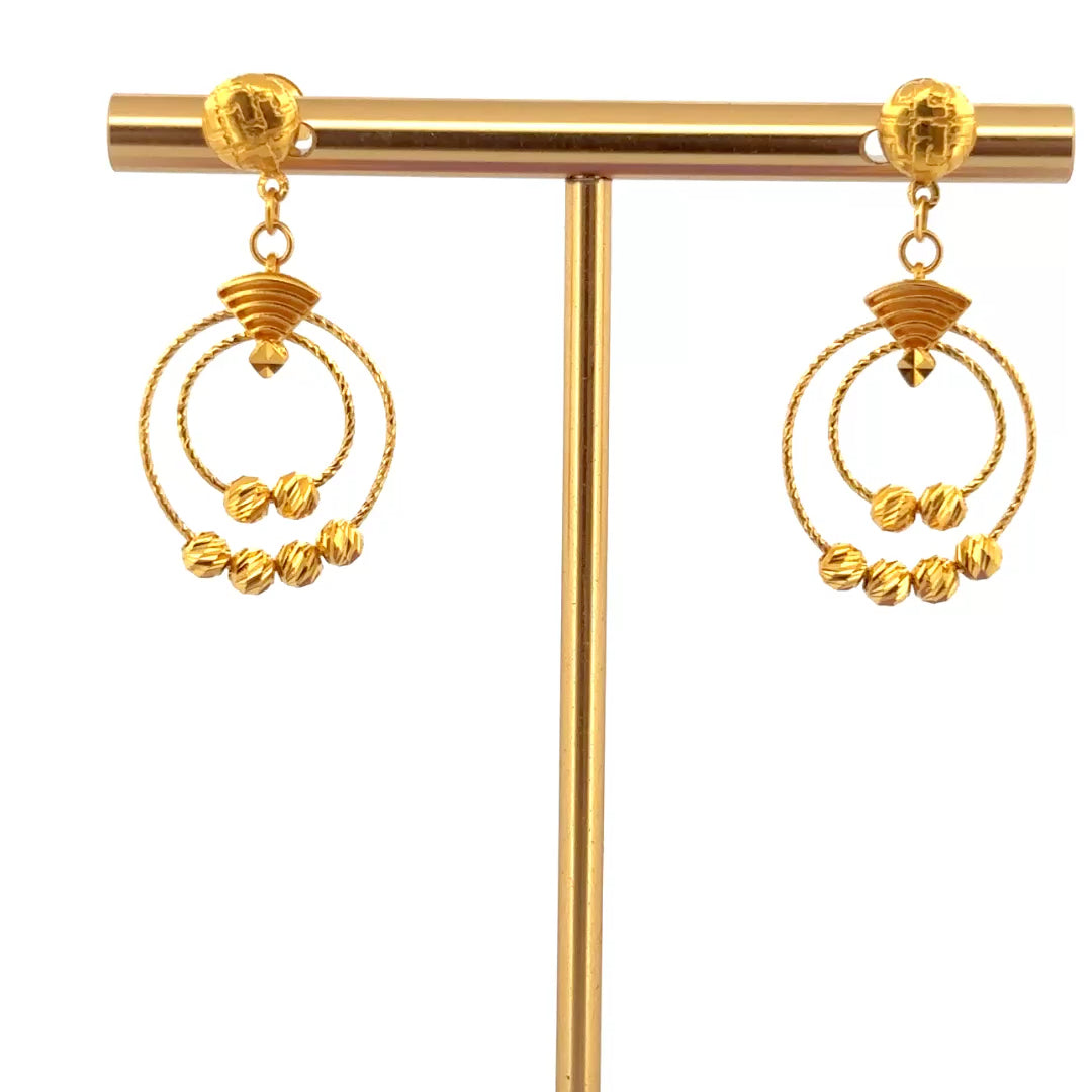 Earrings wt 4.32