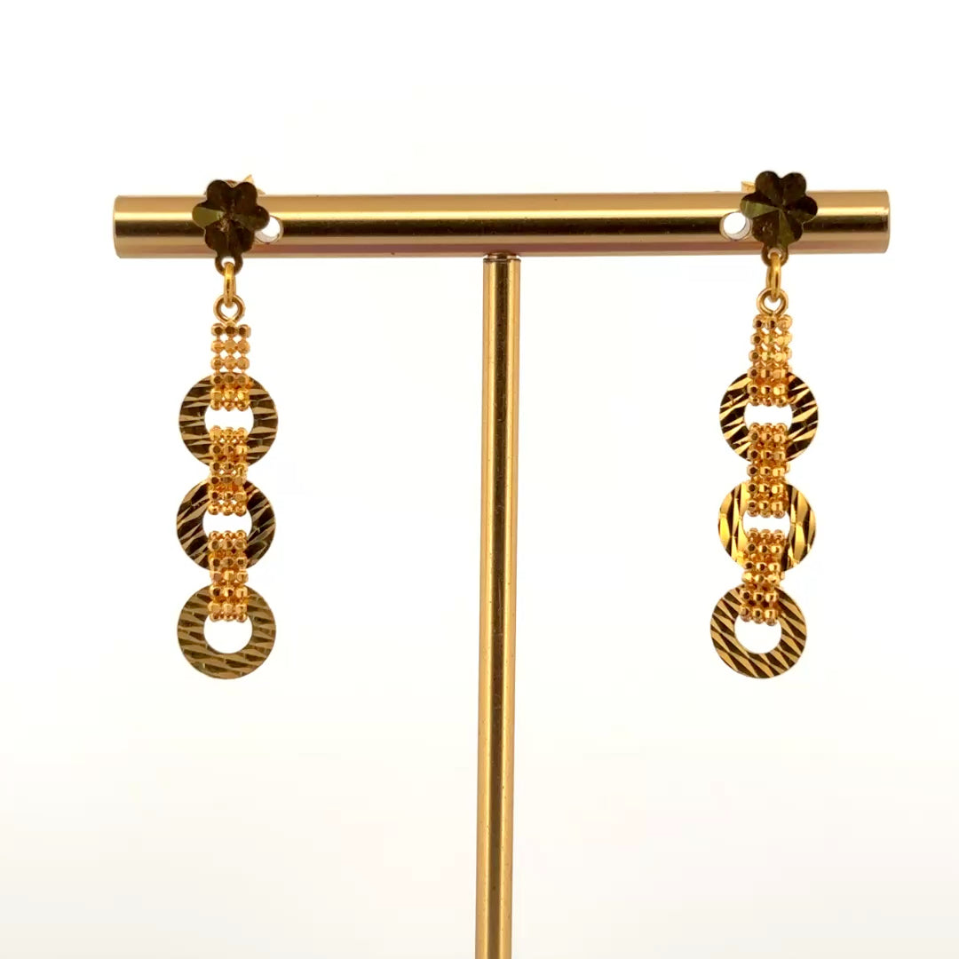 Dangling wt 3.84