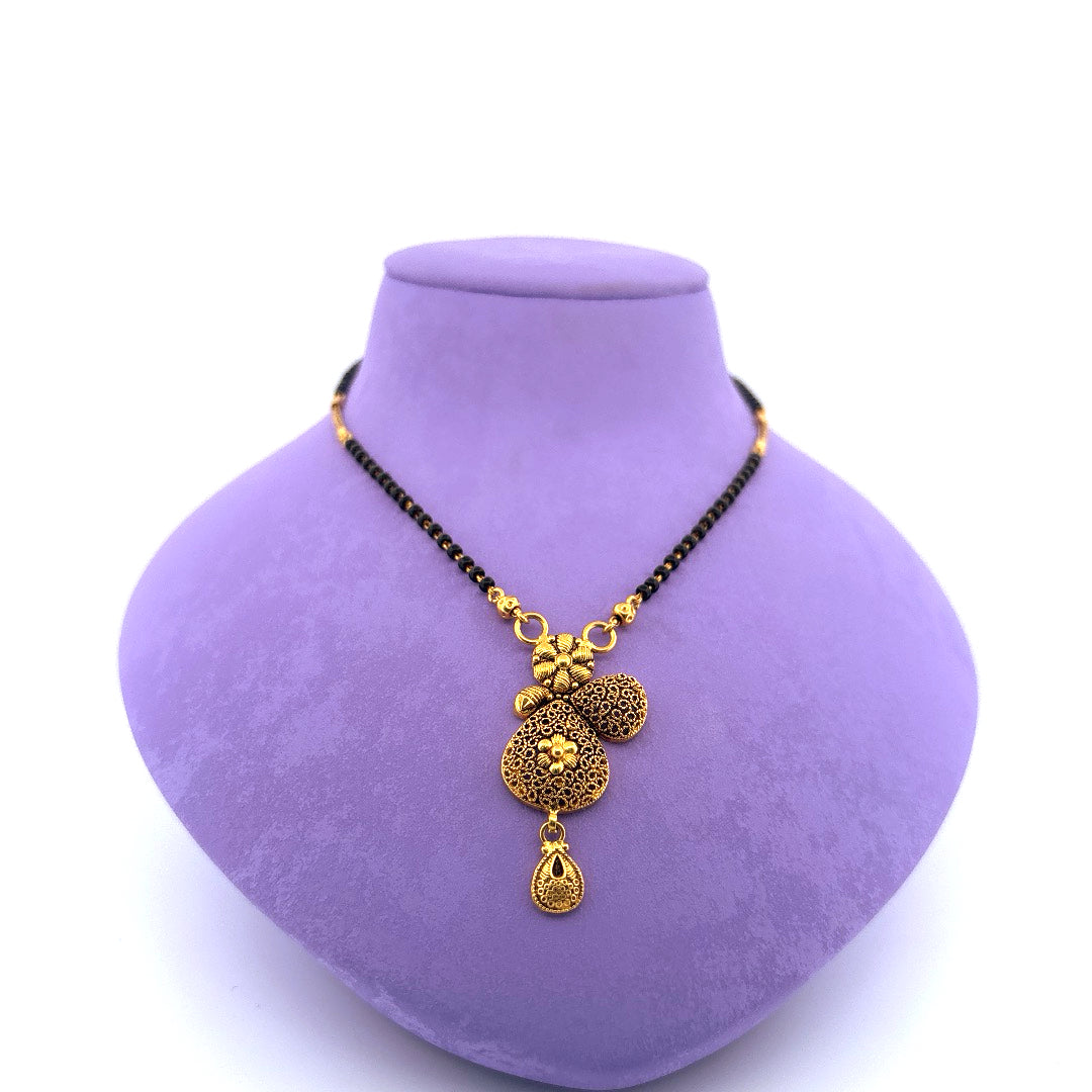 Gold mangalsutra wt 10.43