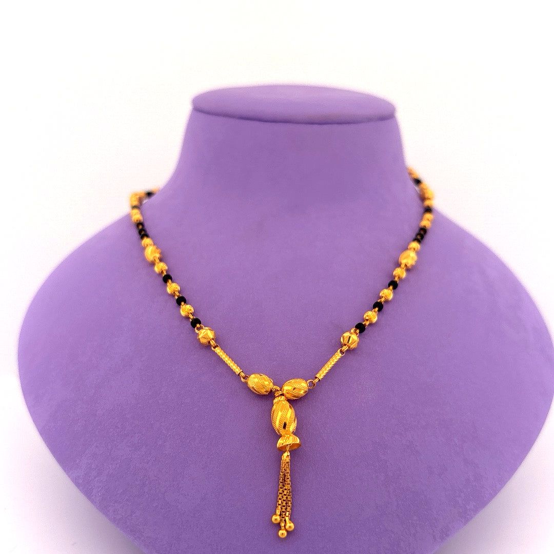 Gold mangalsutra wt 10
