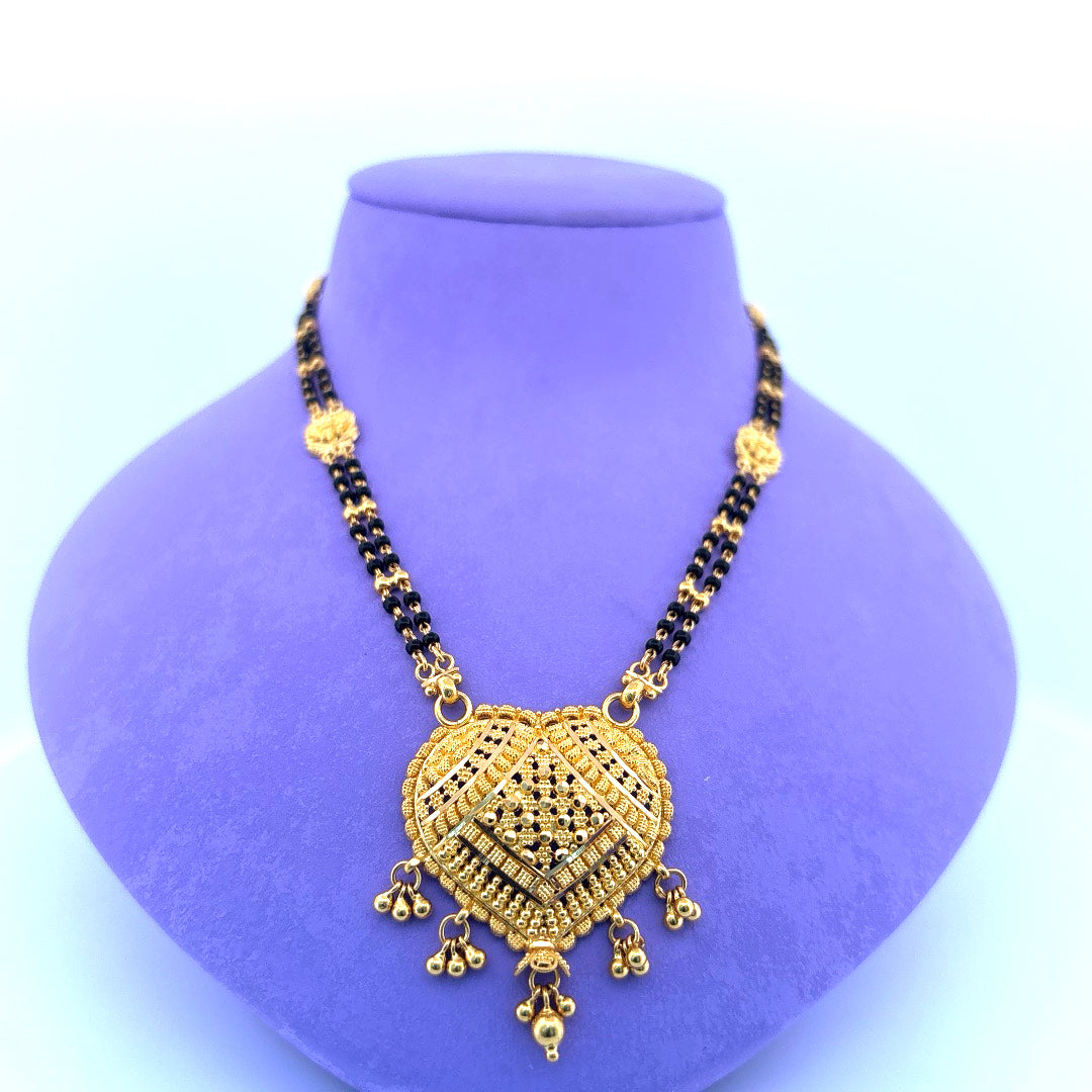 Gold mangalsutra wt 19.89
