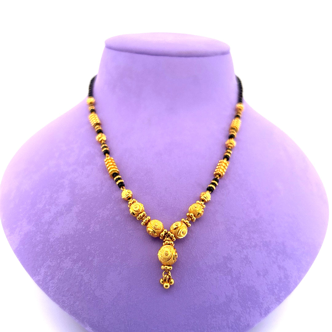 Gold mangalsutra wt 13.08