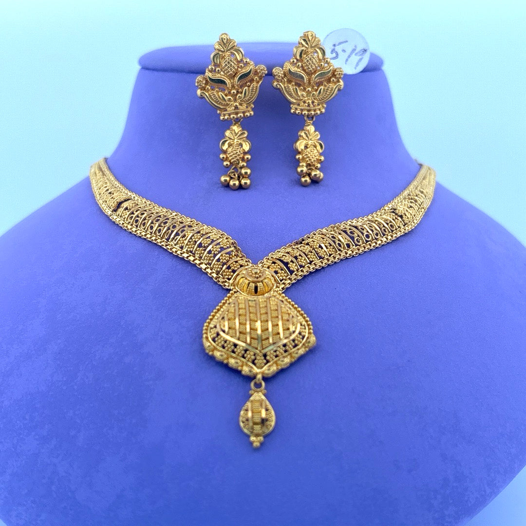 Gold set wt 21.4