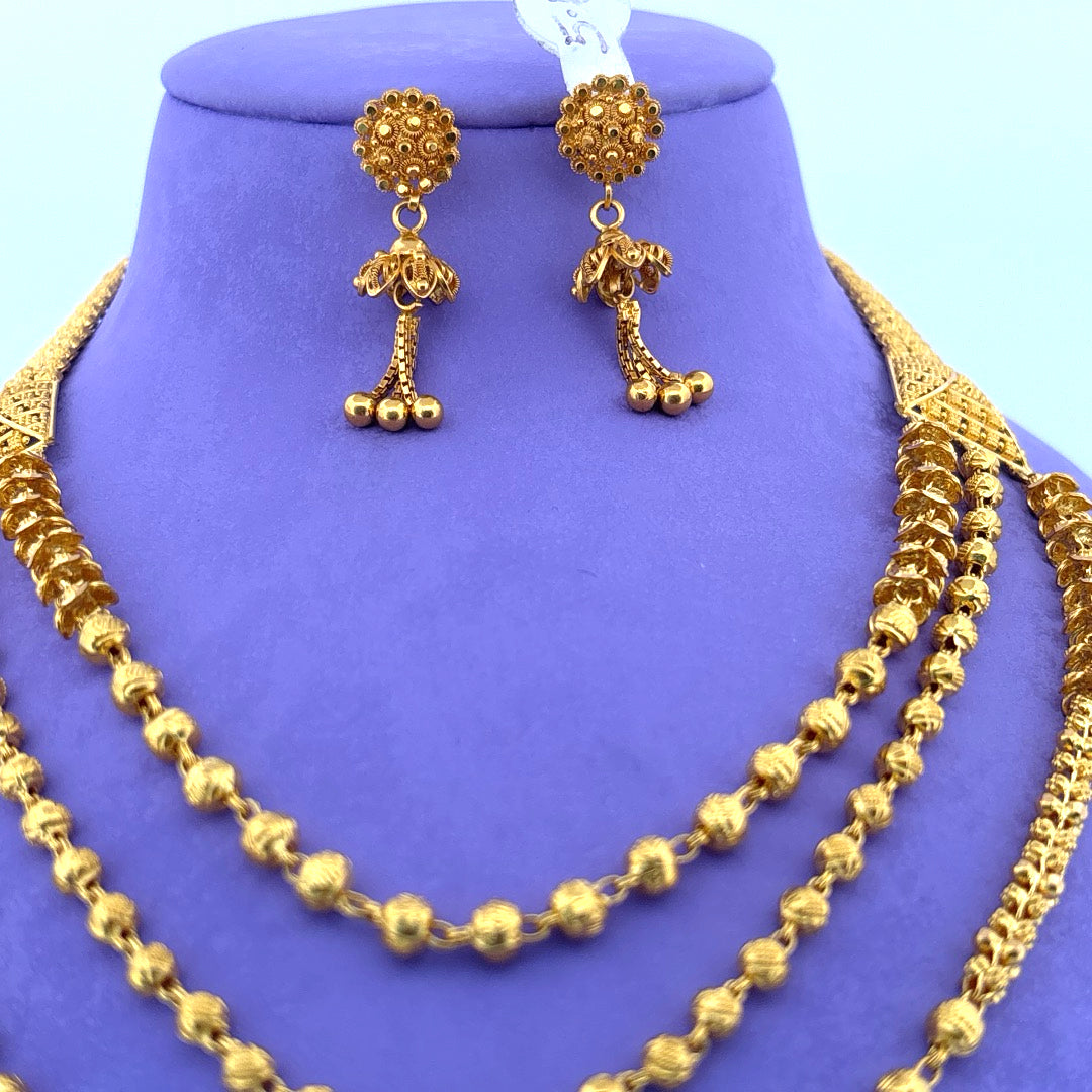 Layered gold chain set wt 39.3