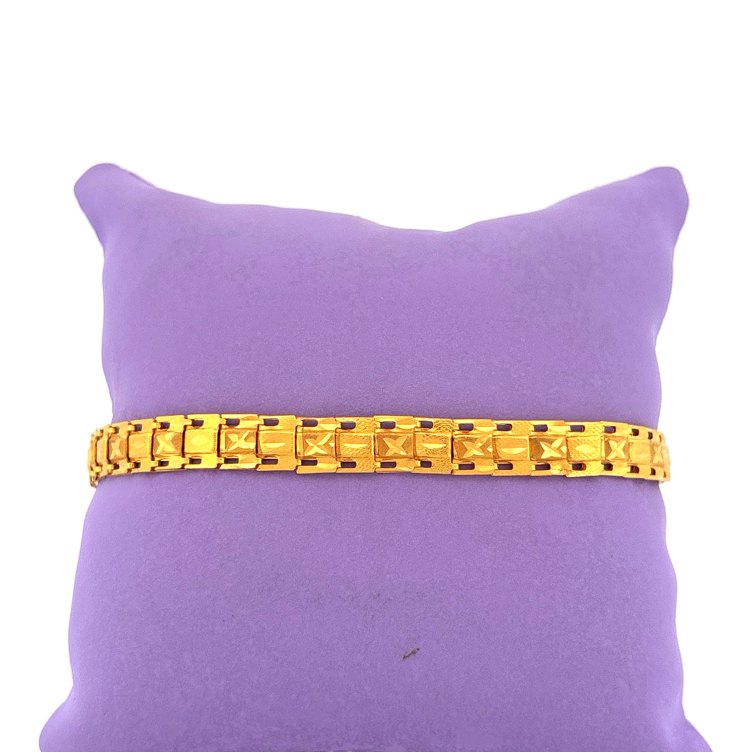 Bracelet wt 8.4