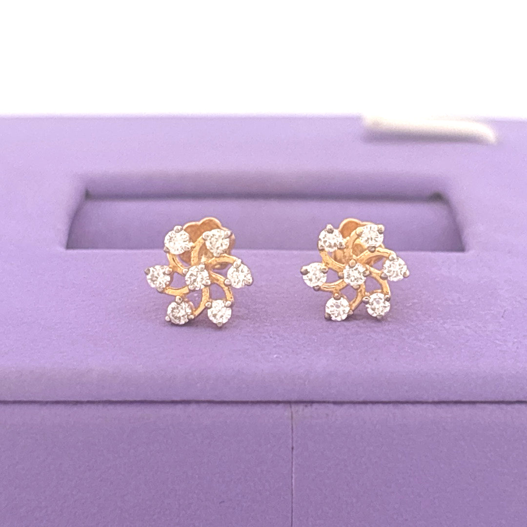 Diamond studs wt 1g