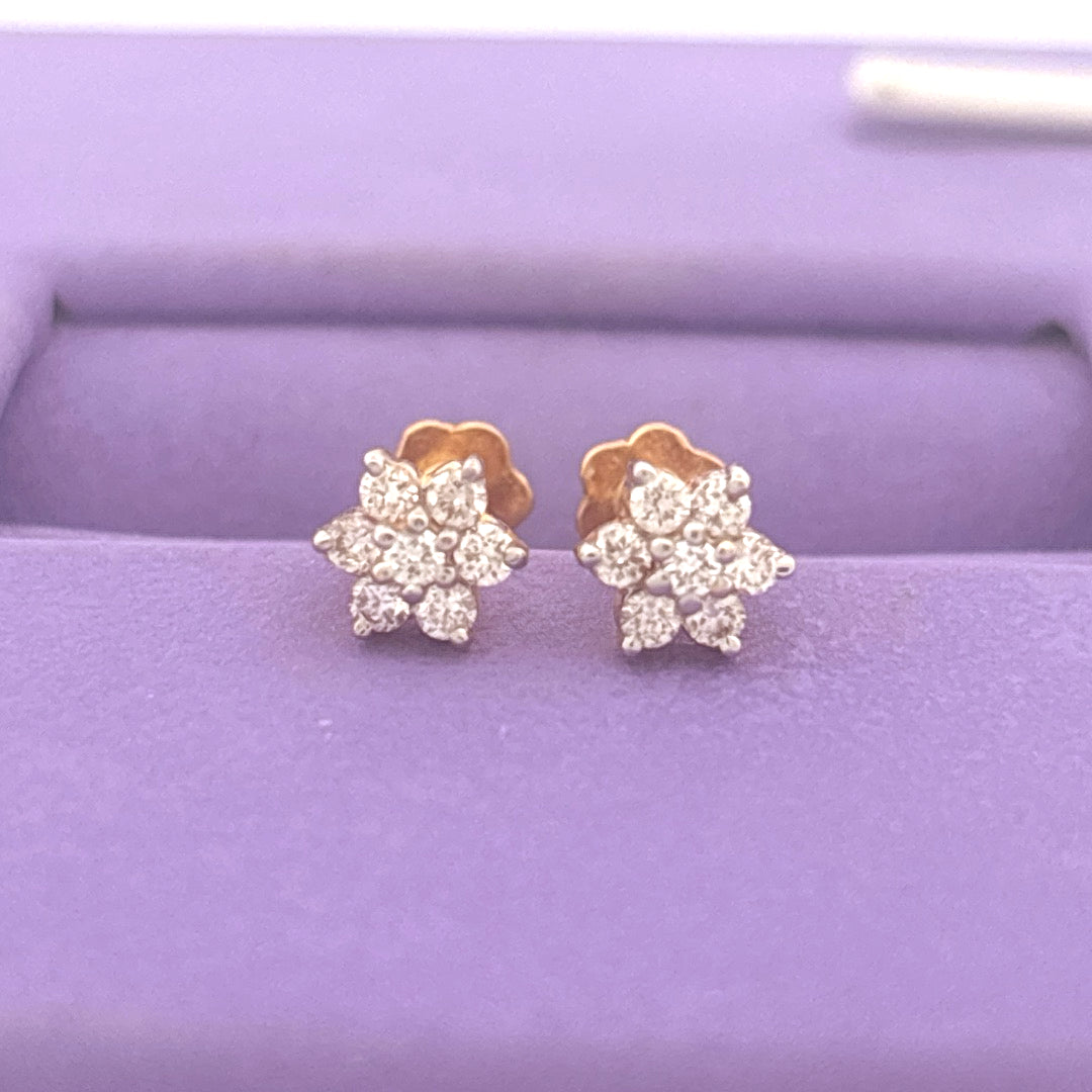 Diamond studs wt 1g