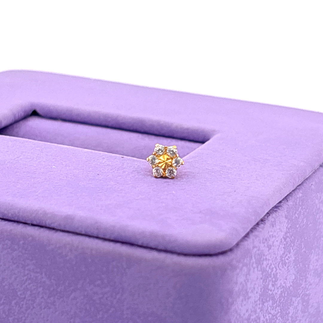 Floral Nose pin with stones
