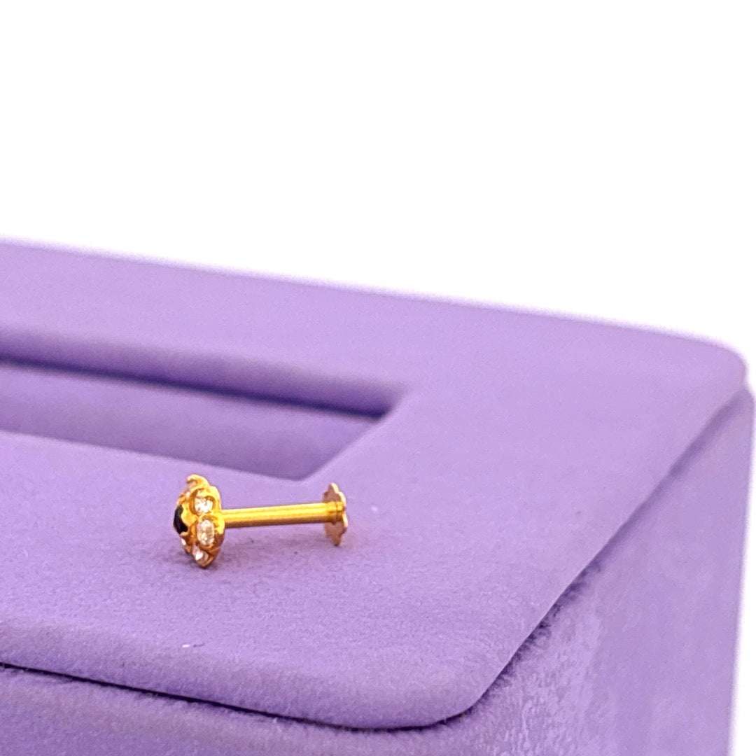 Floral nose pin with black Center