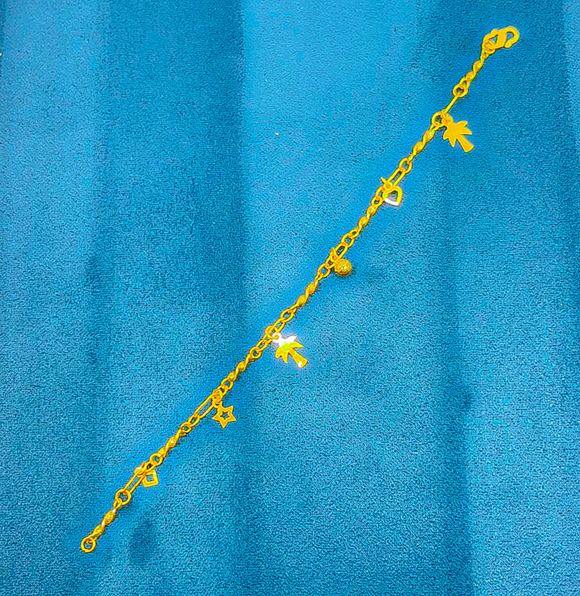 22k Gold bracelet 5.75 g