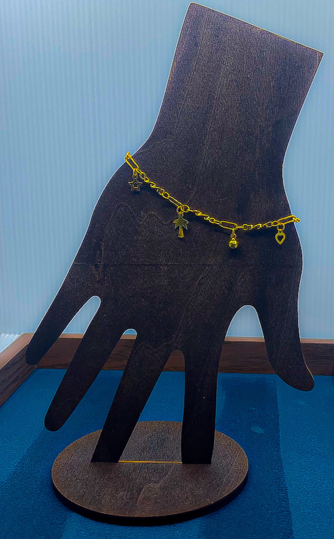 22k Gold bracelet 5.75 g