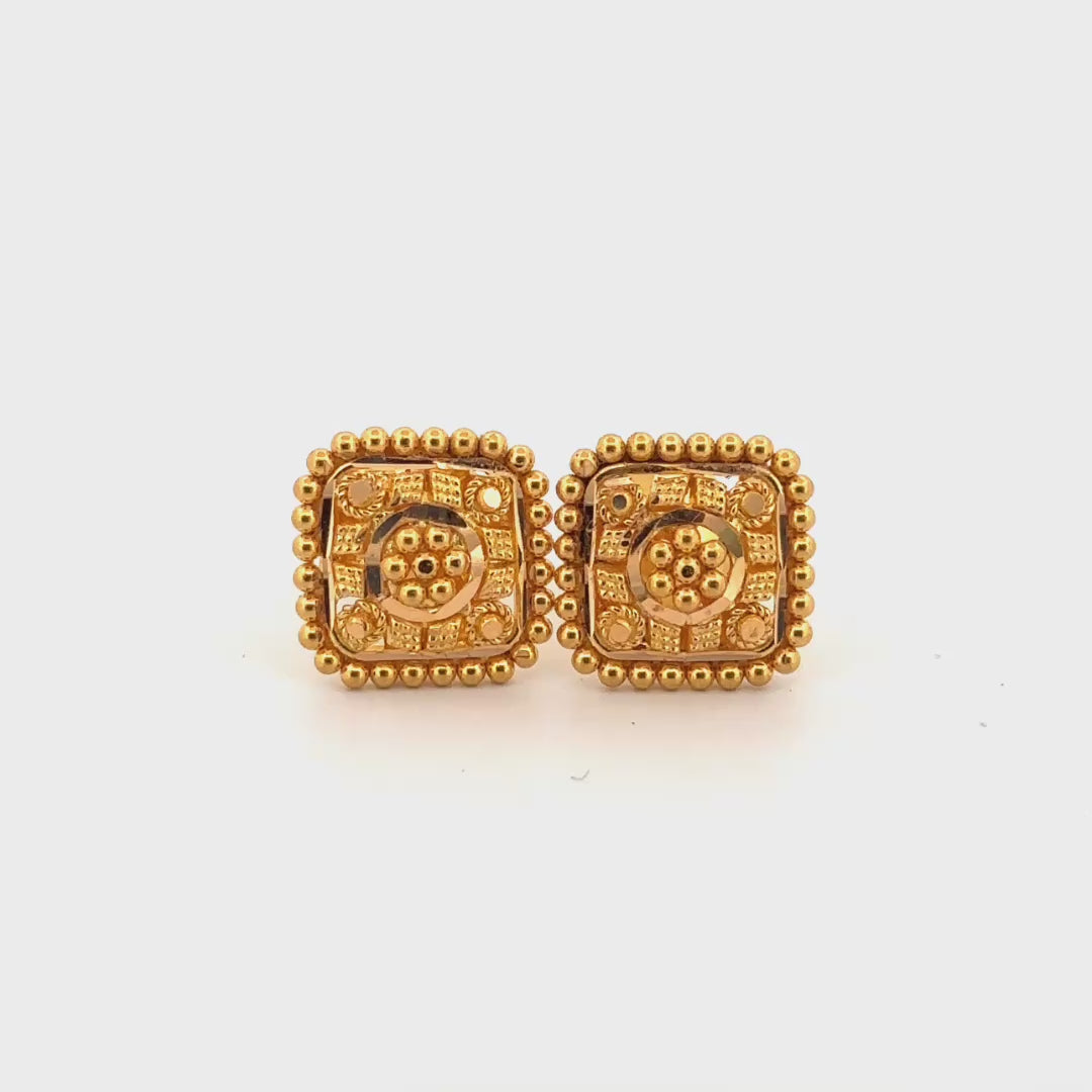 Studs wt. 3.65