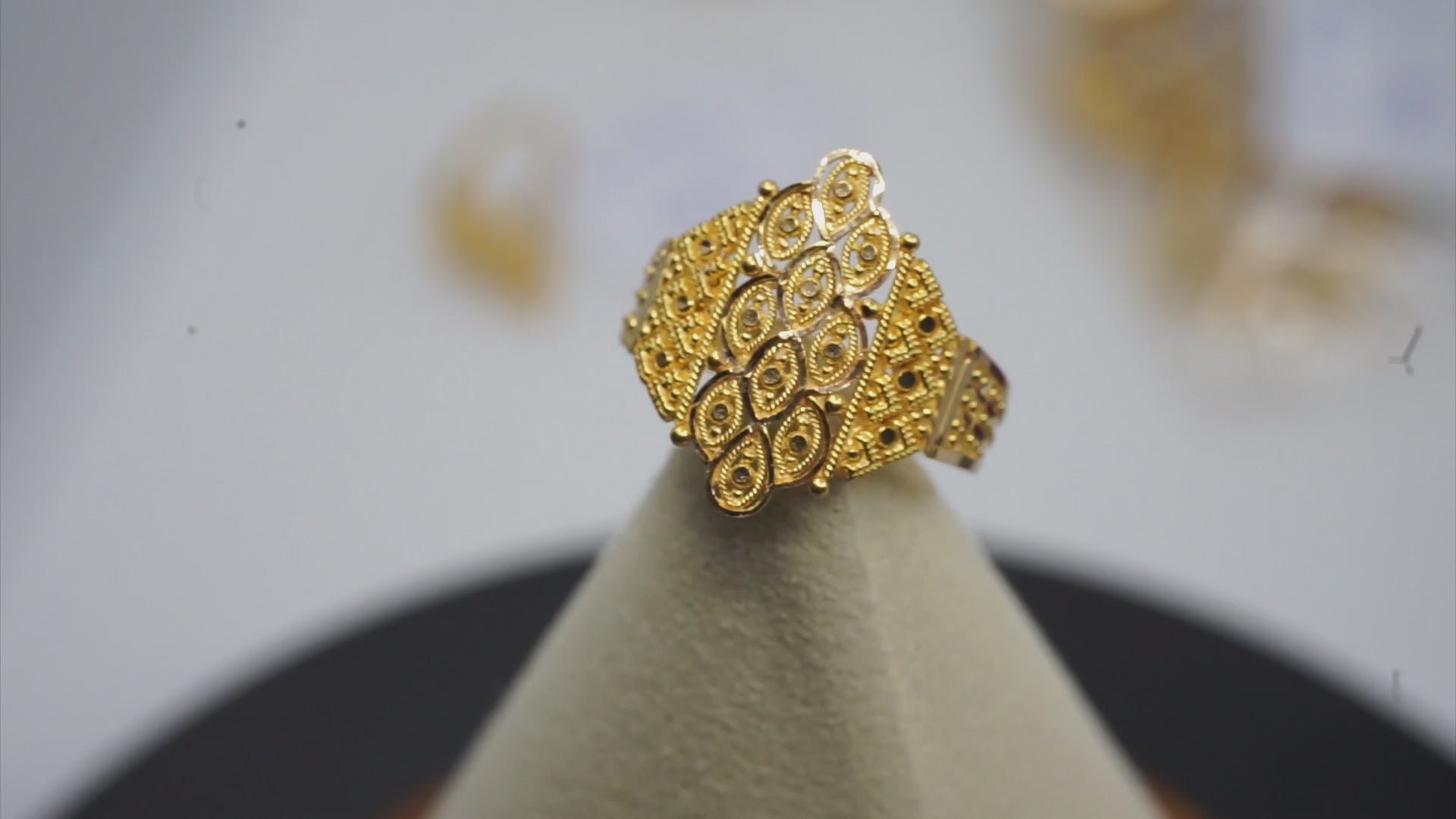 22k Gold Ring 8.53 g