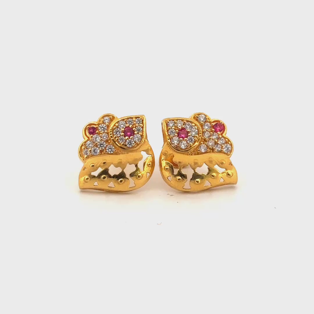 Studs wt. 3.21