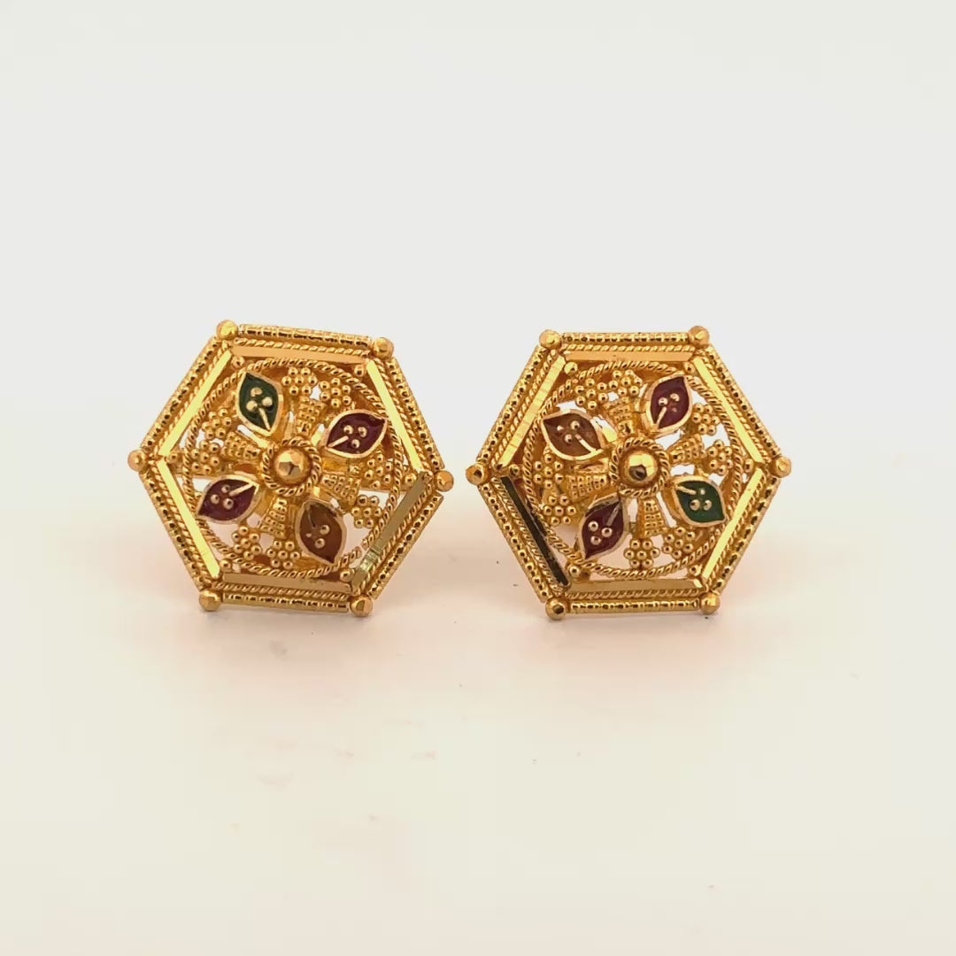 Studs wt. 4.77