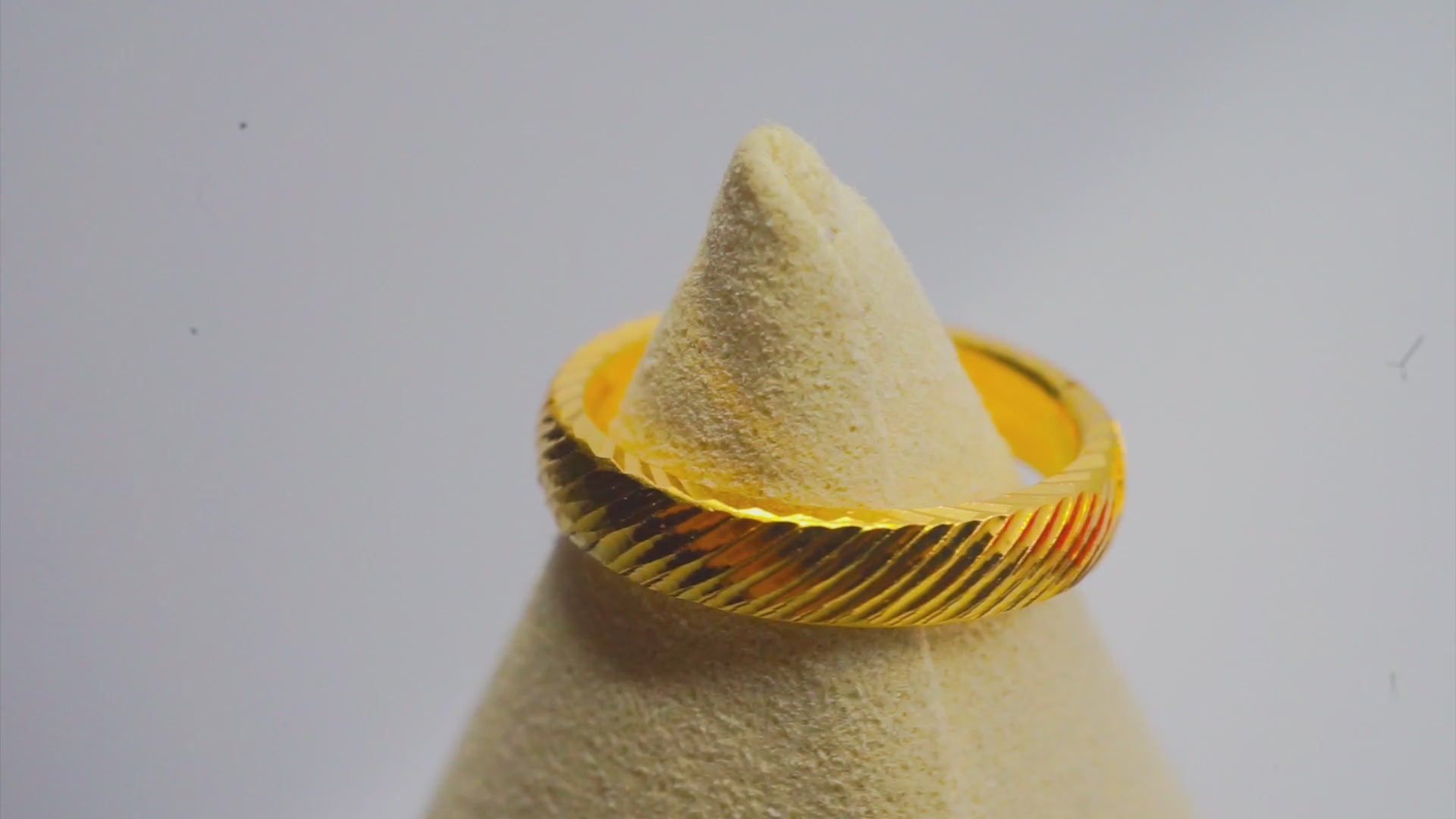 22k Gold Ring 2.51 g