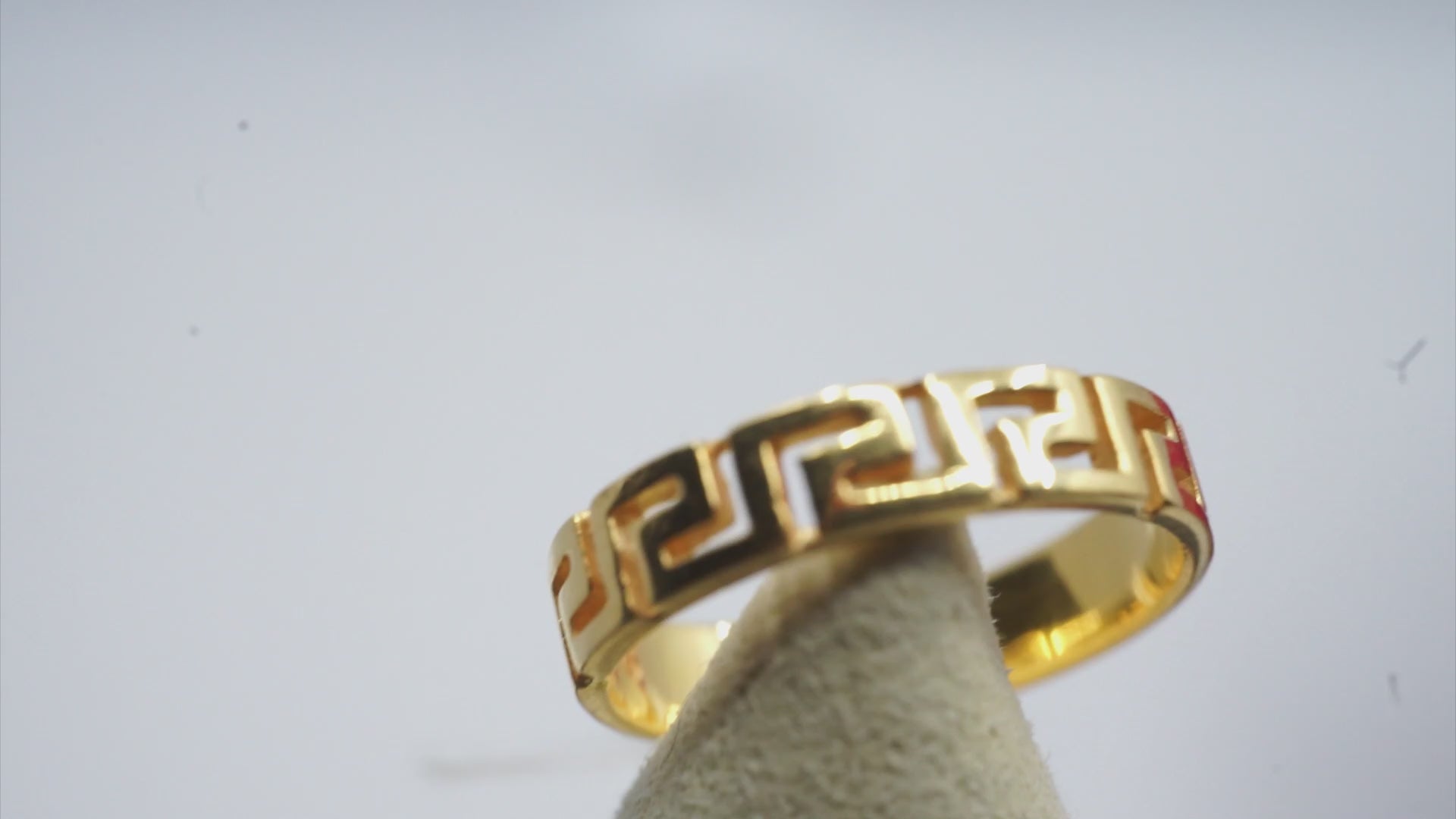 22k Gold Ring 4.87 g