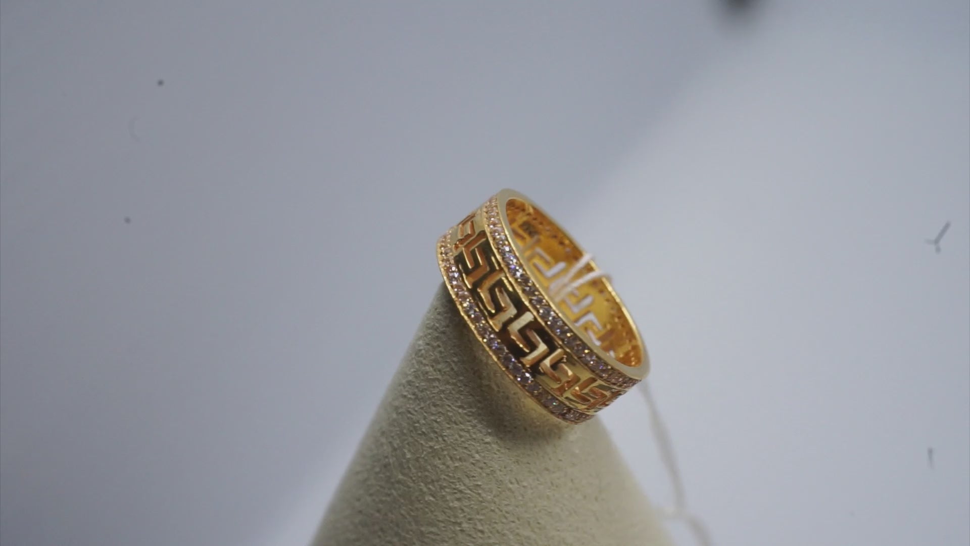 22k Gold Ring 5.86 g
