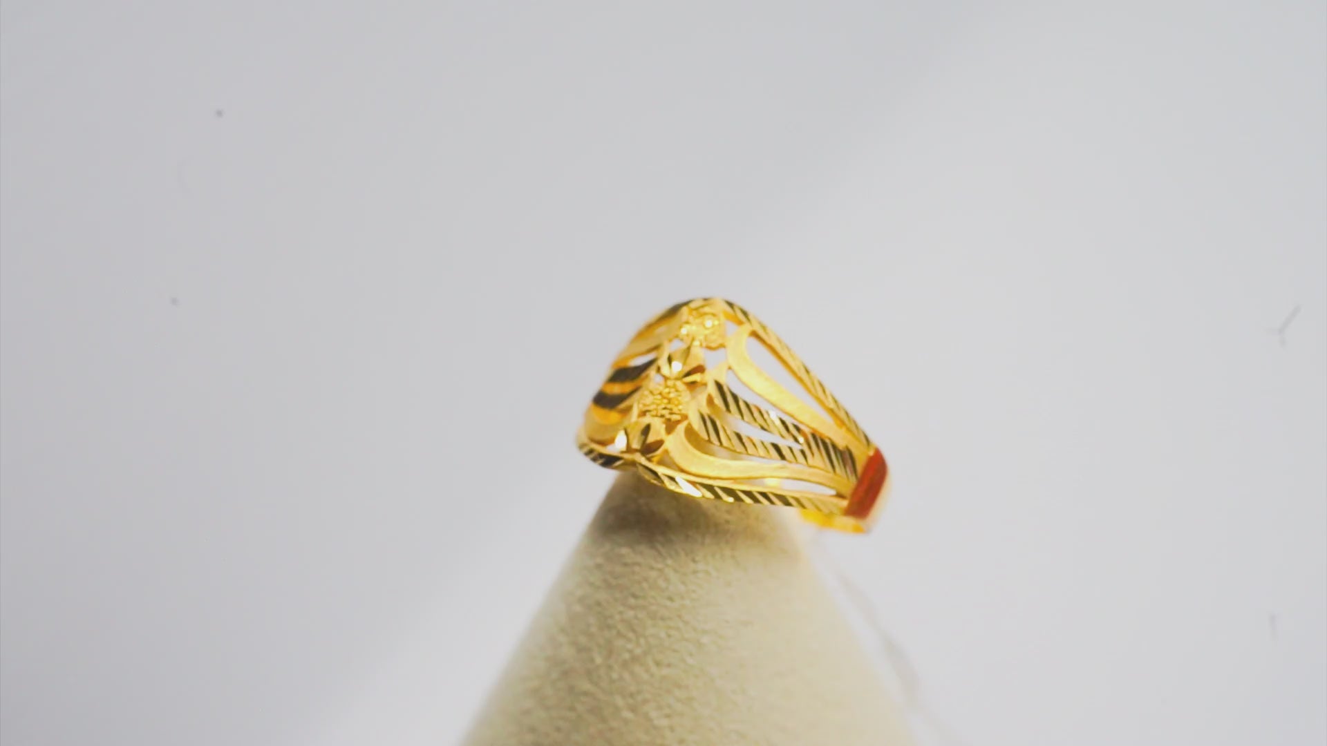 22k Gold Ring 3.09 g