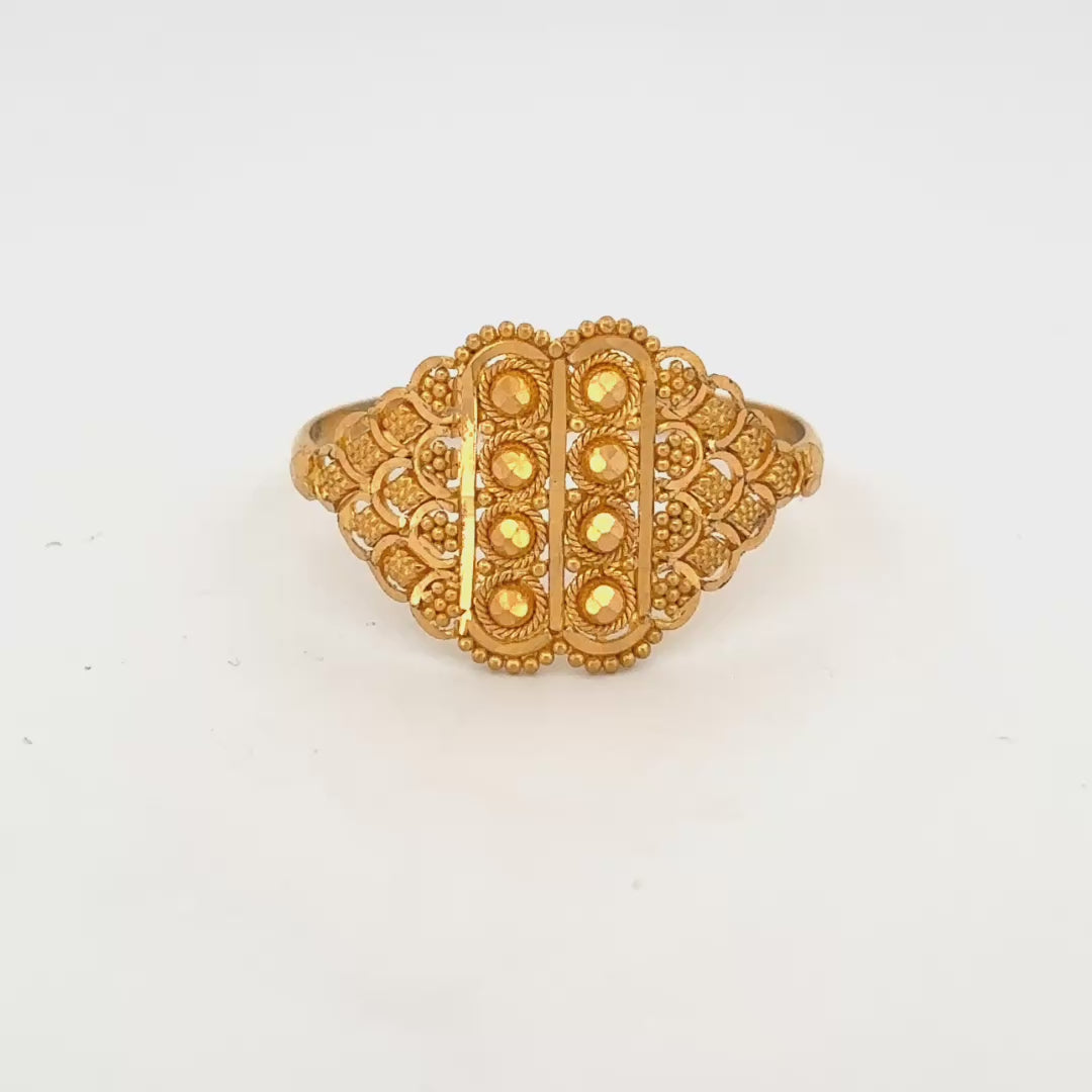 22k Gold Ring wt 2.20g