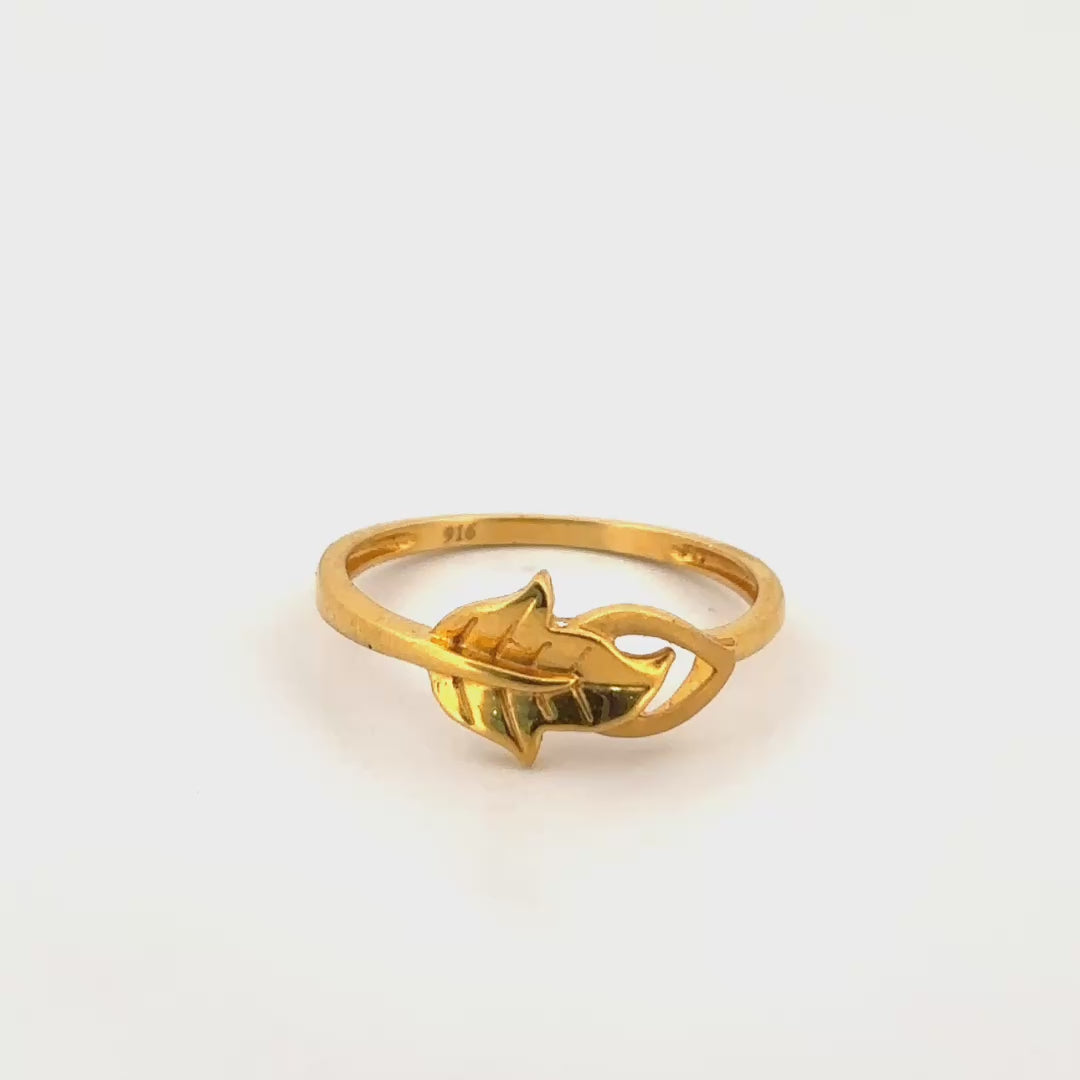 22K Gold Leaf Design Ring wt 1.89g