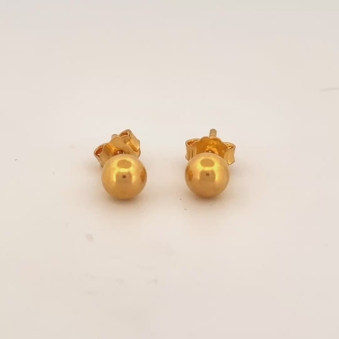 Studs wt 1.96