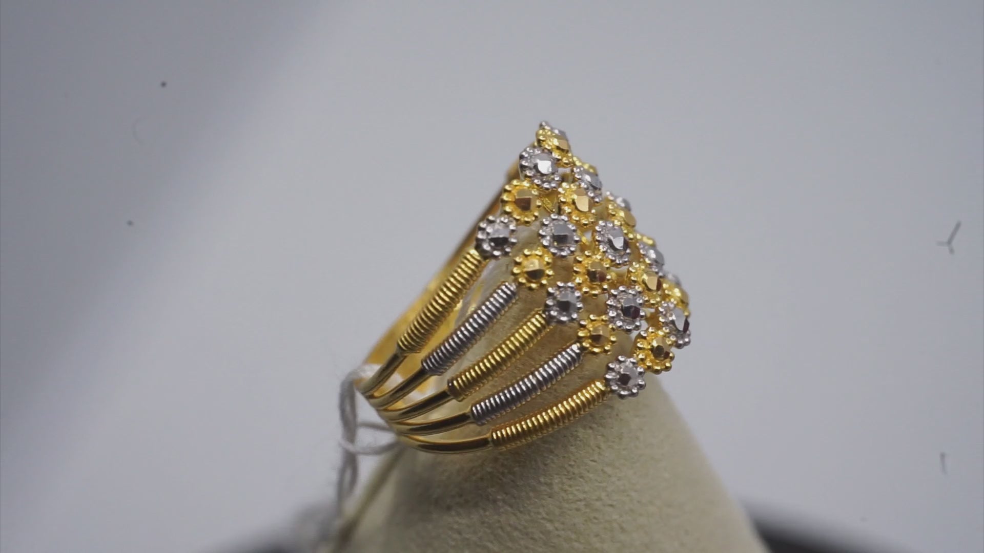 22k Gold Ring 7.15 g