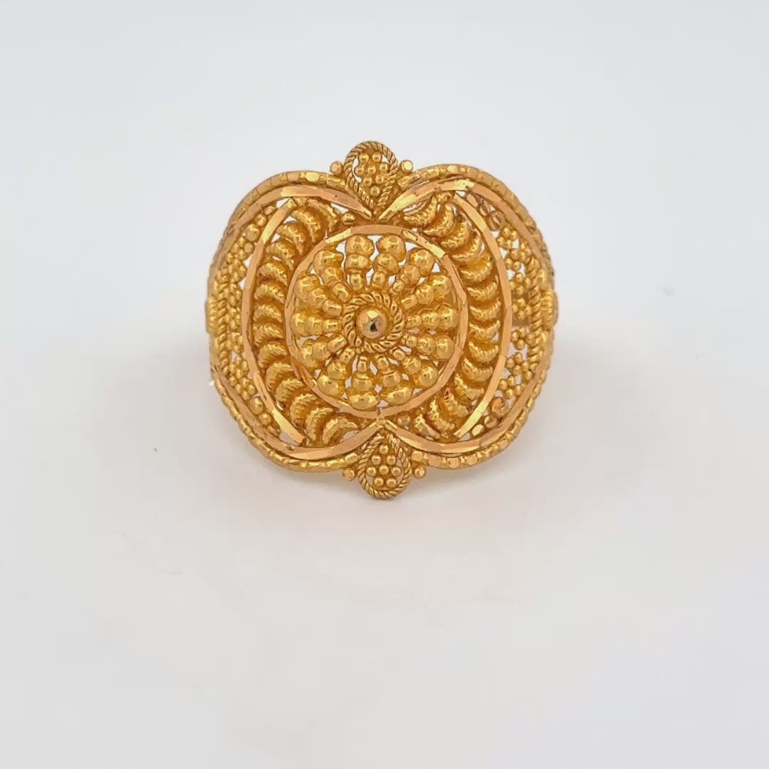 22k Gold Ring wt. 3.79g