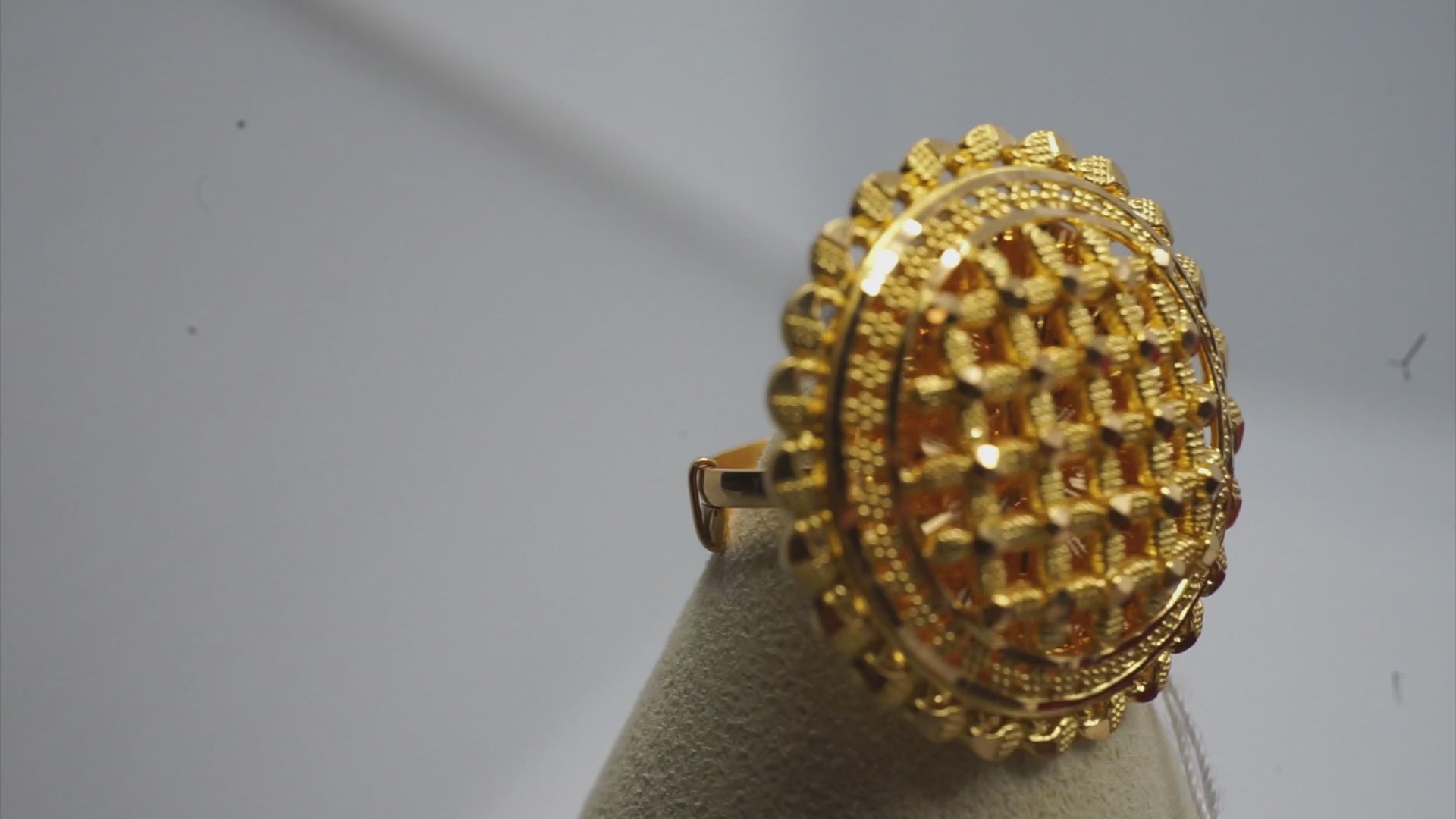 22k Gold Ring 8.61 g