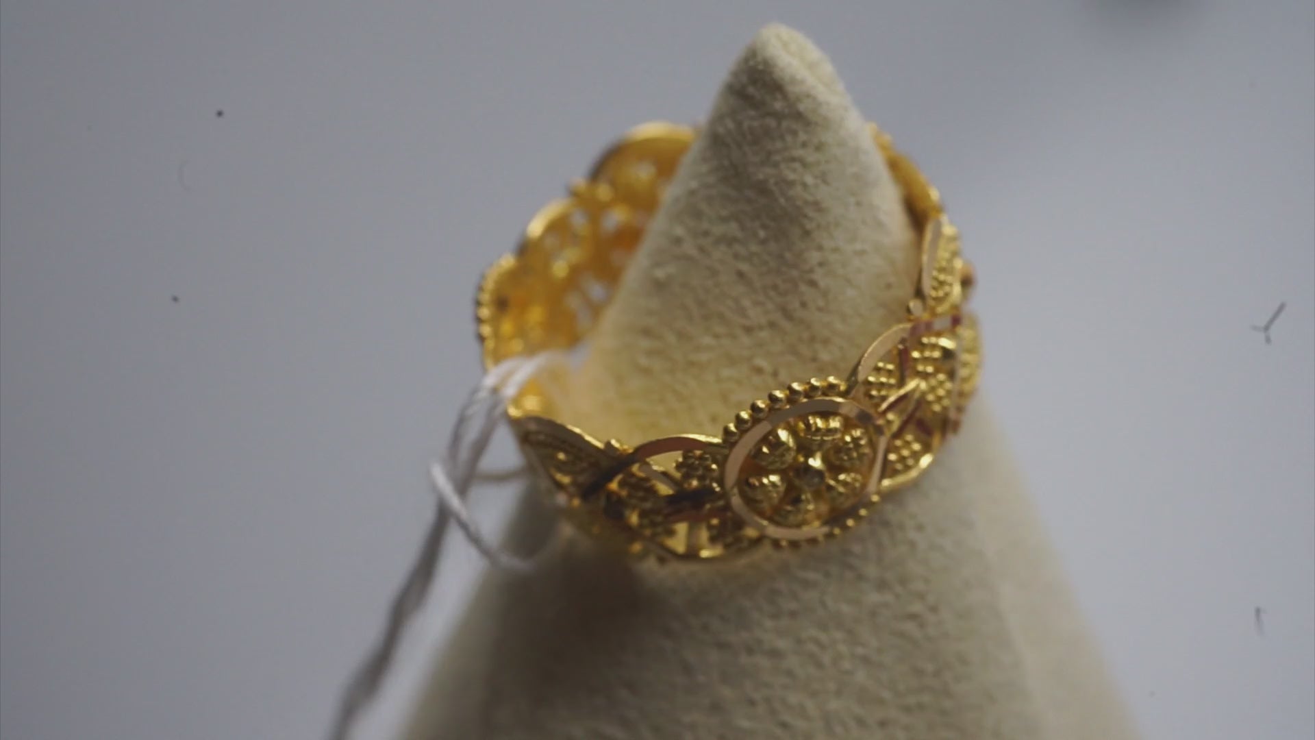 22k Gold Ring 2.78 g