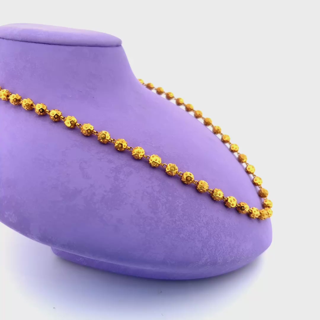 Long gold chain wt 28.16